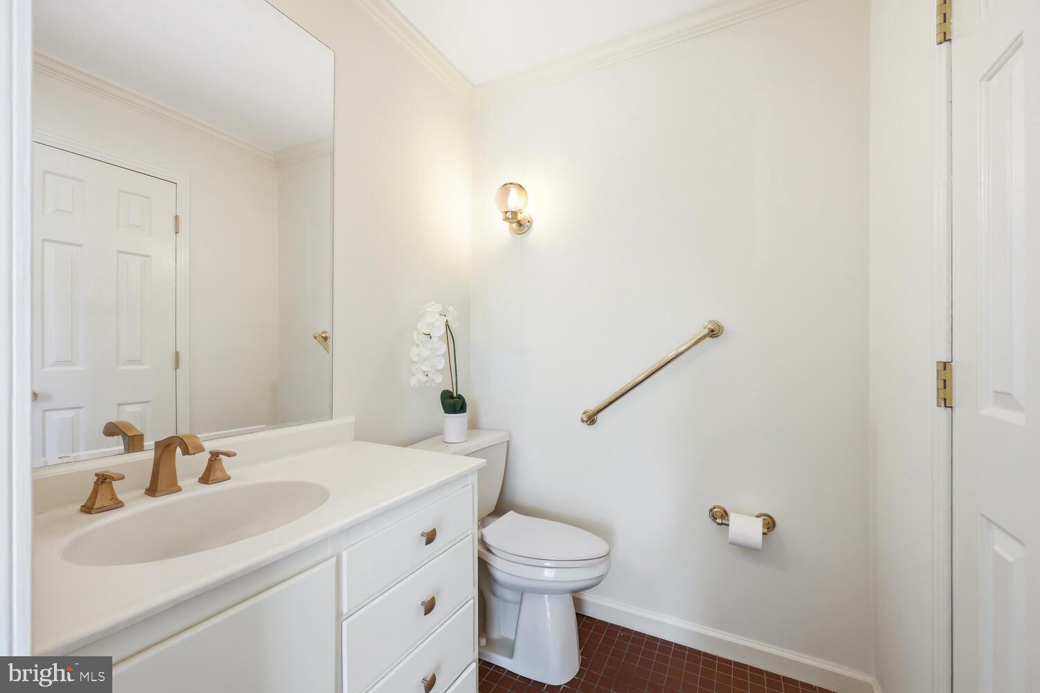 ALGONQUIN - Residential