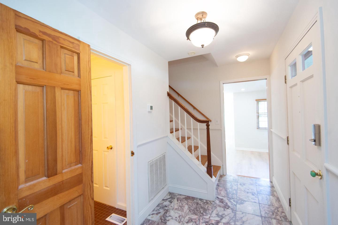 ALGONQUIN - Residential