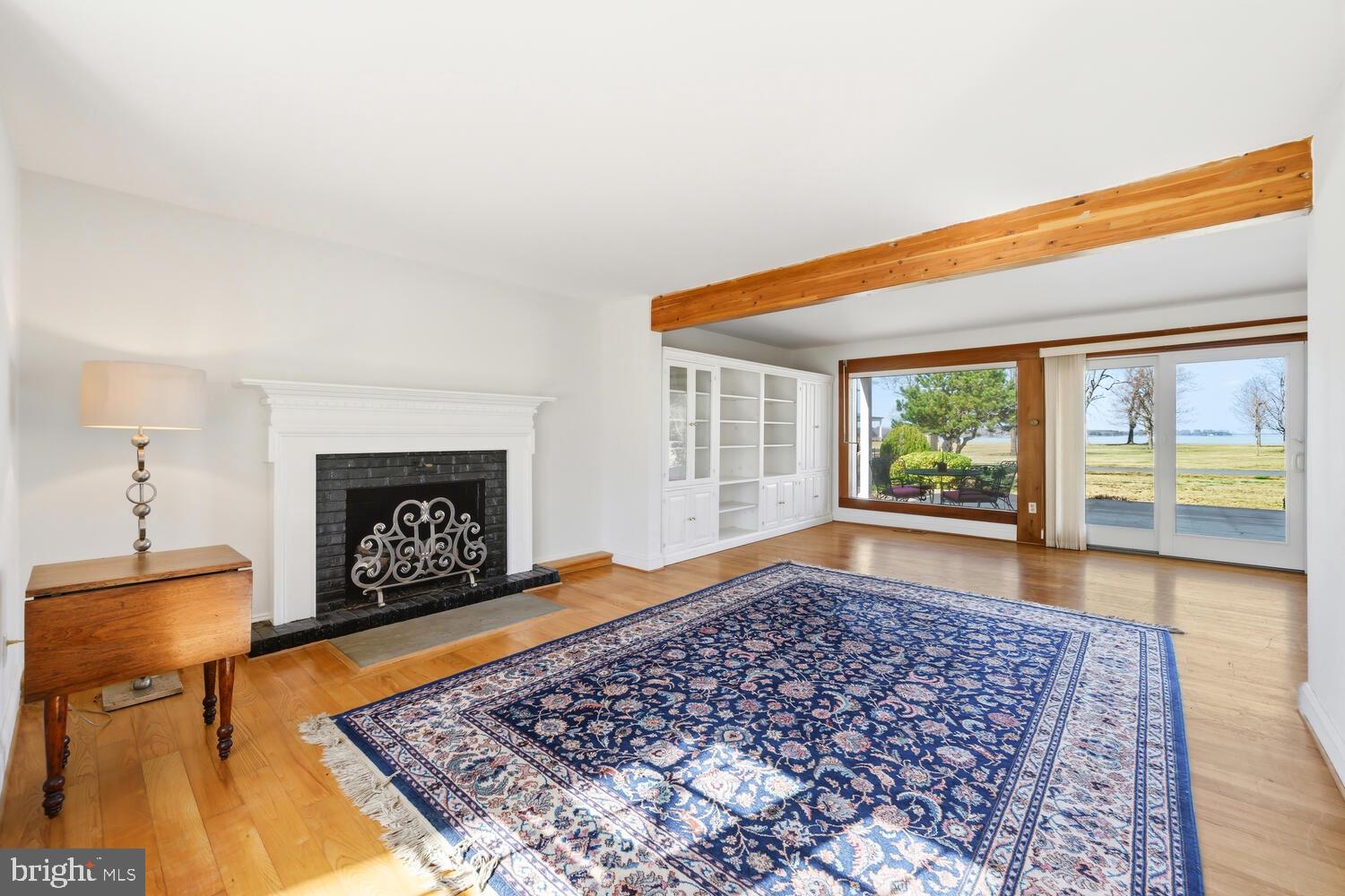 ALGONQUIN - Residential