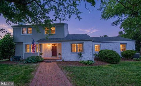 7 HATSAWAP ROAD CAMBRIDGE MD 21613