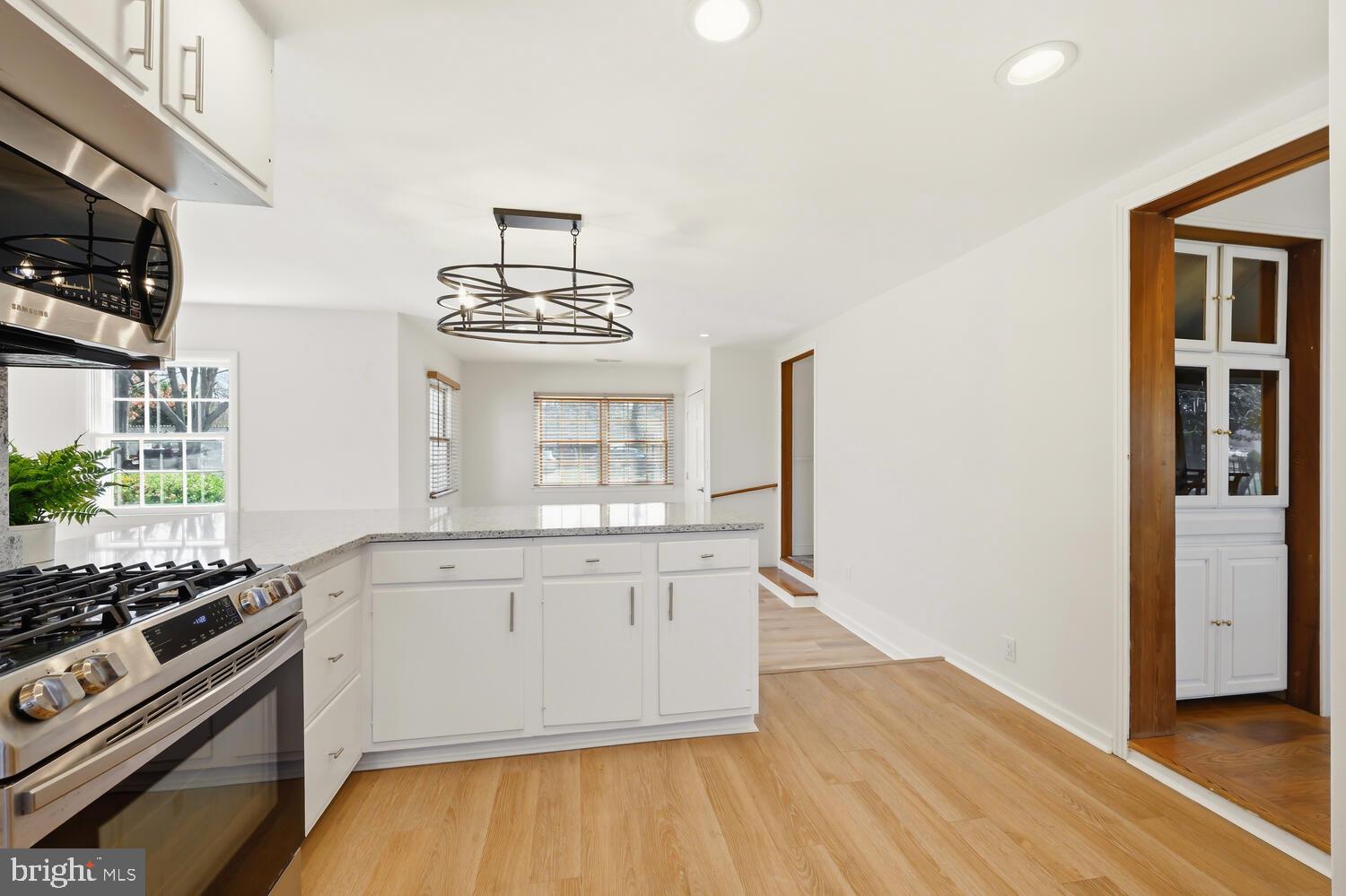 ALGONQUIN - Residential