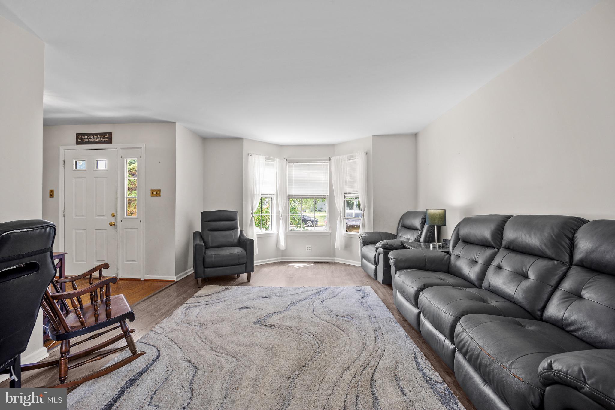 107 ROMAINE WAY