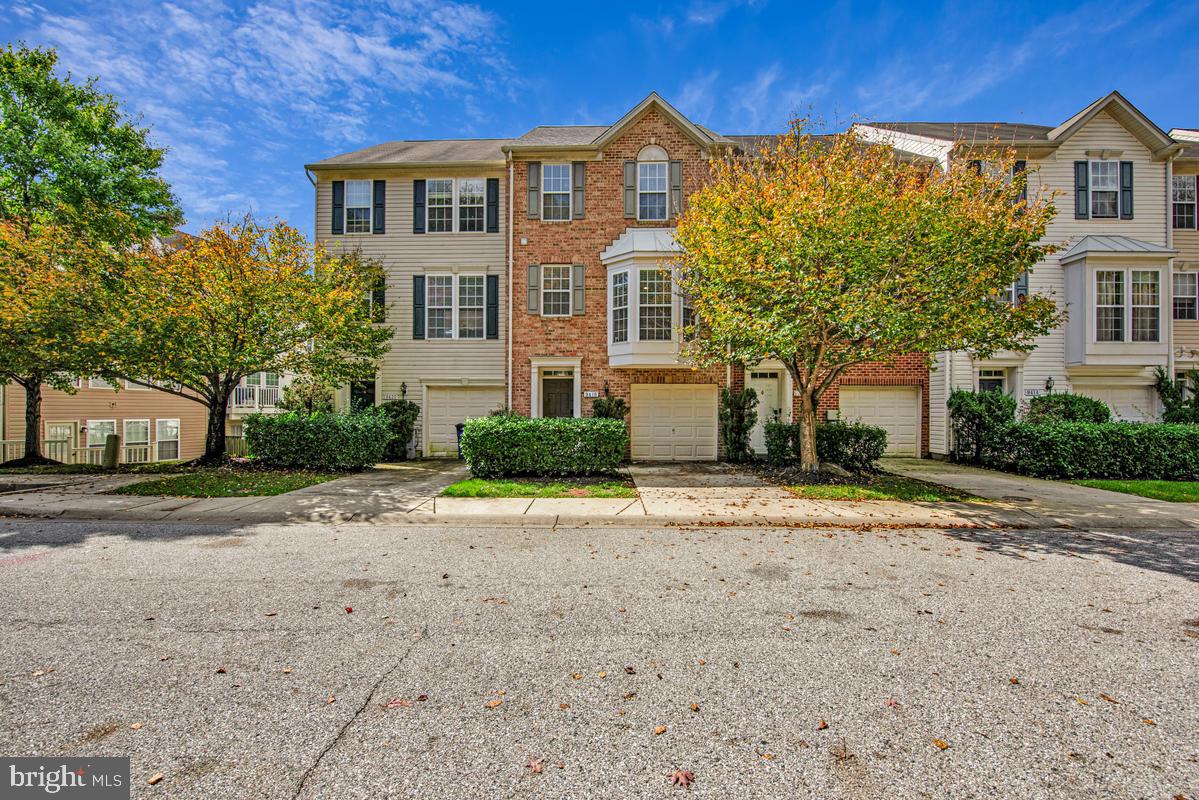 9418 BIRDHOUSE CIRCLE 5