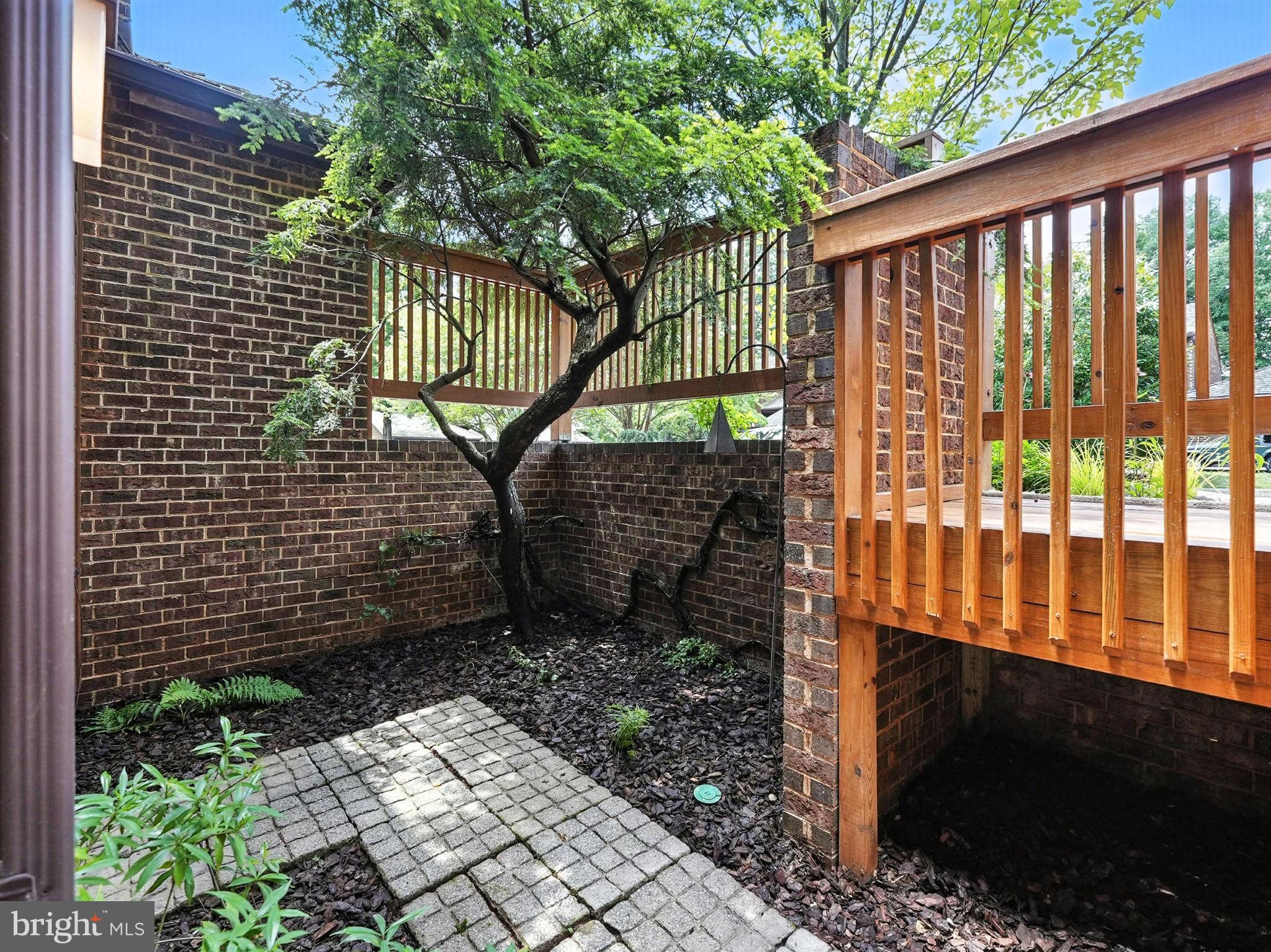 2151 CABOTS POINT LANE