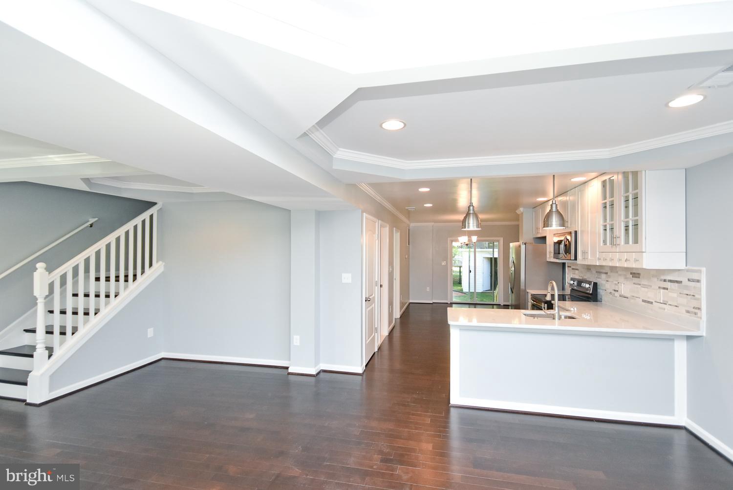 SWANLAND HEIGHTS - Residential