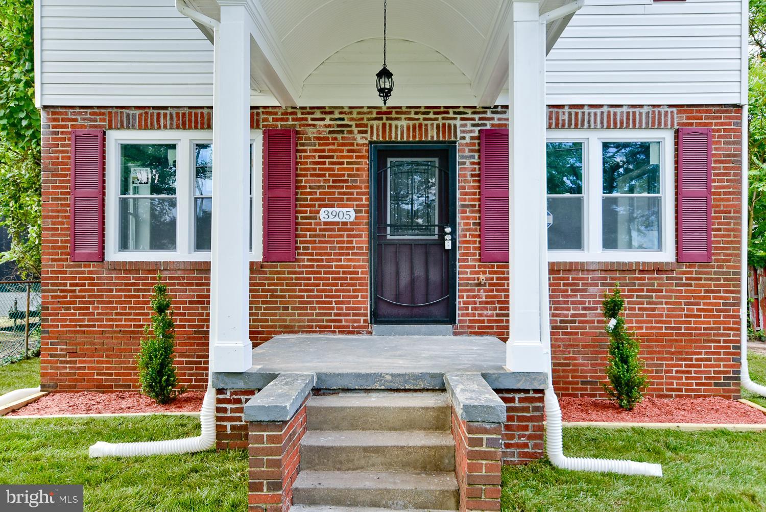 SWANLAND HEIGHTS - Residential