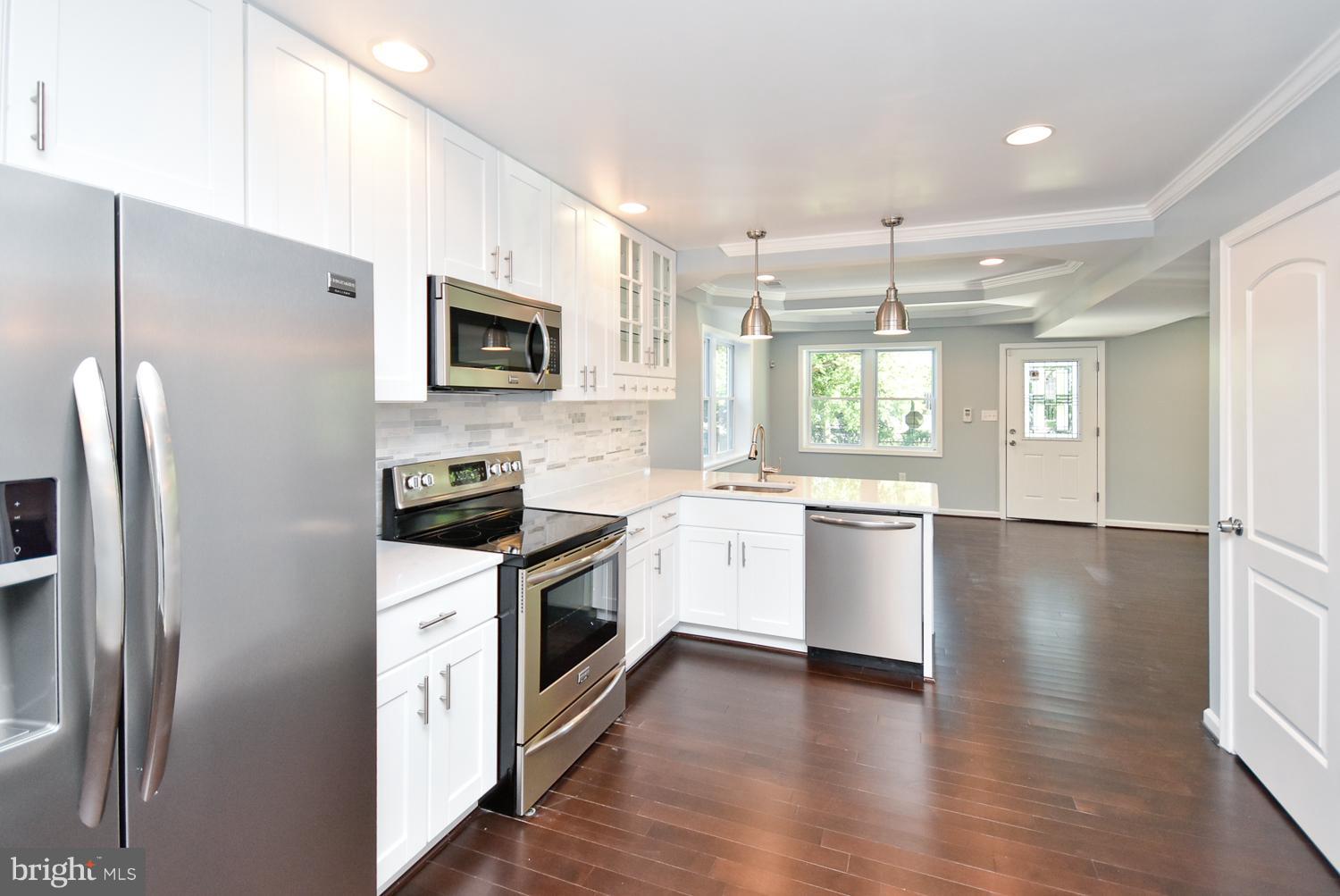 SWANLAND HEIGHTS - Residential