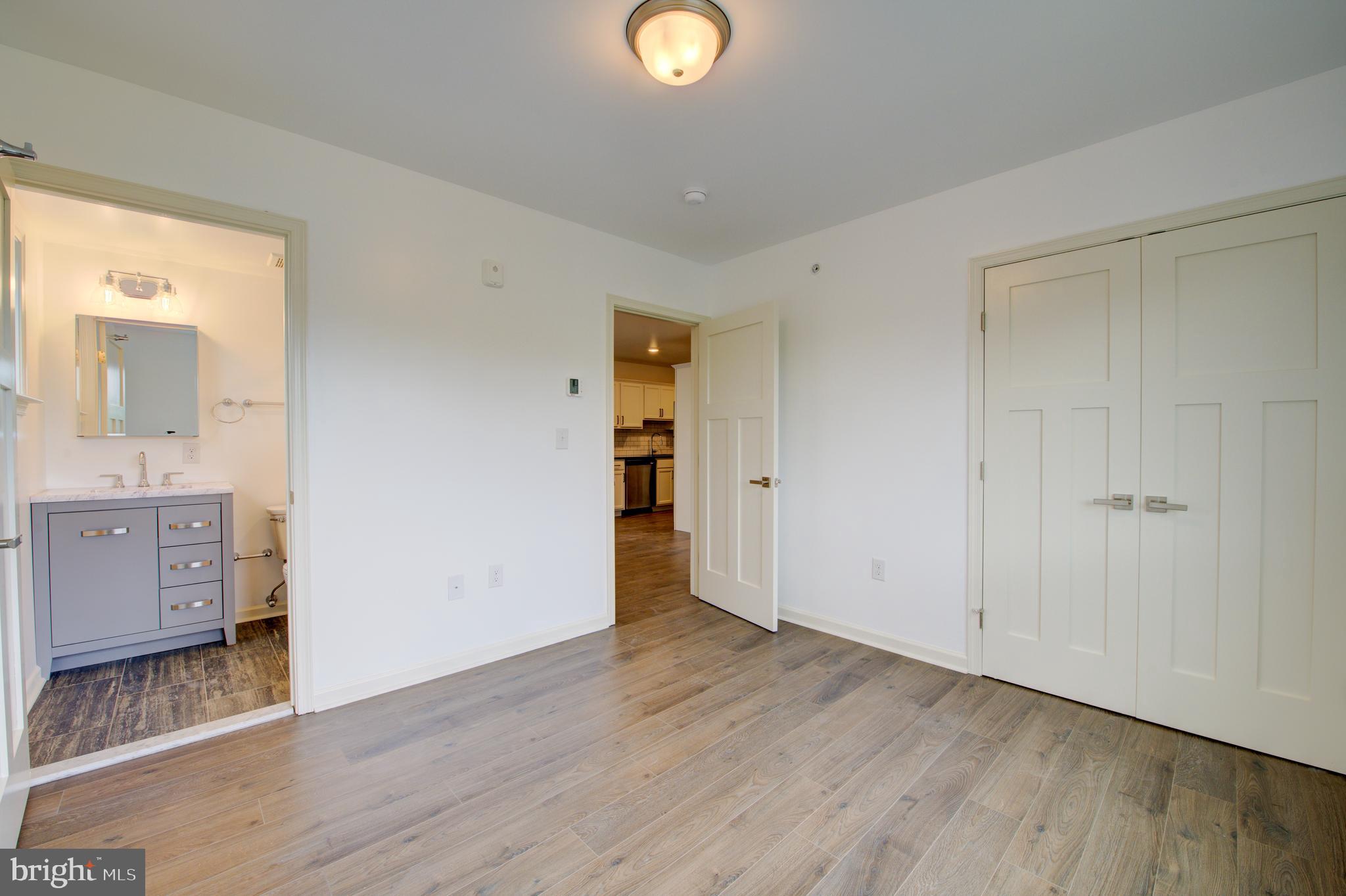 ROXBOROUGH - Residential Lease