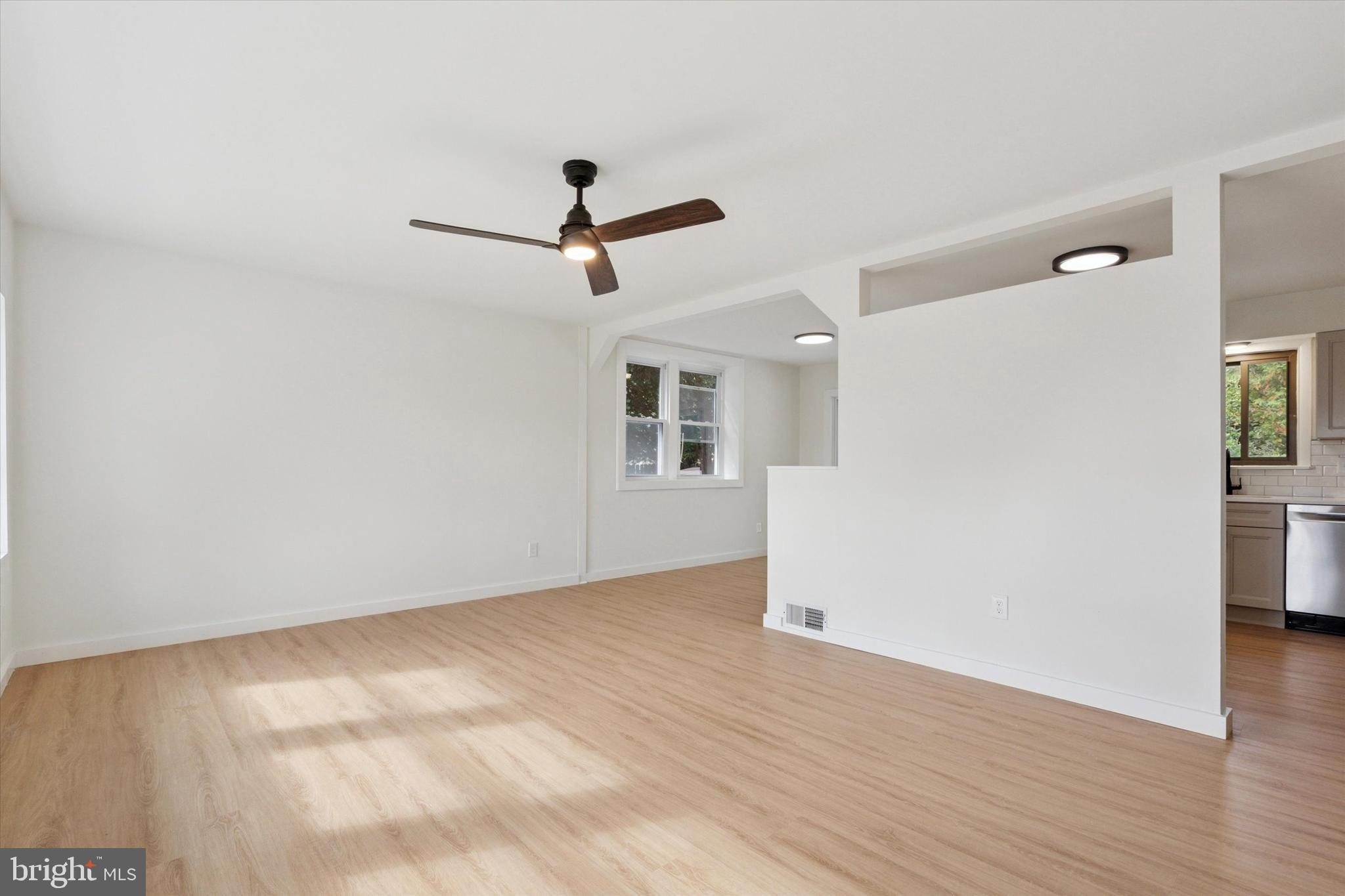 SOMERTON - Residential