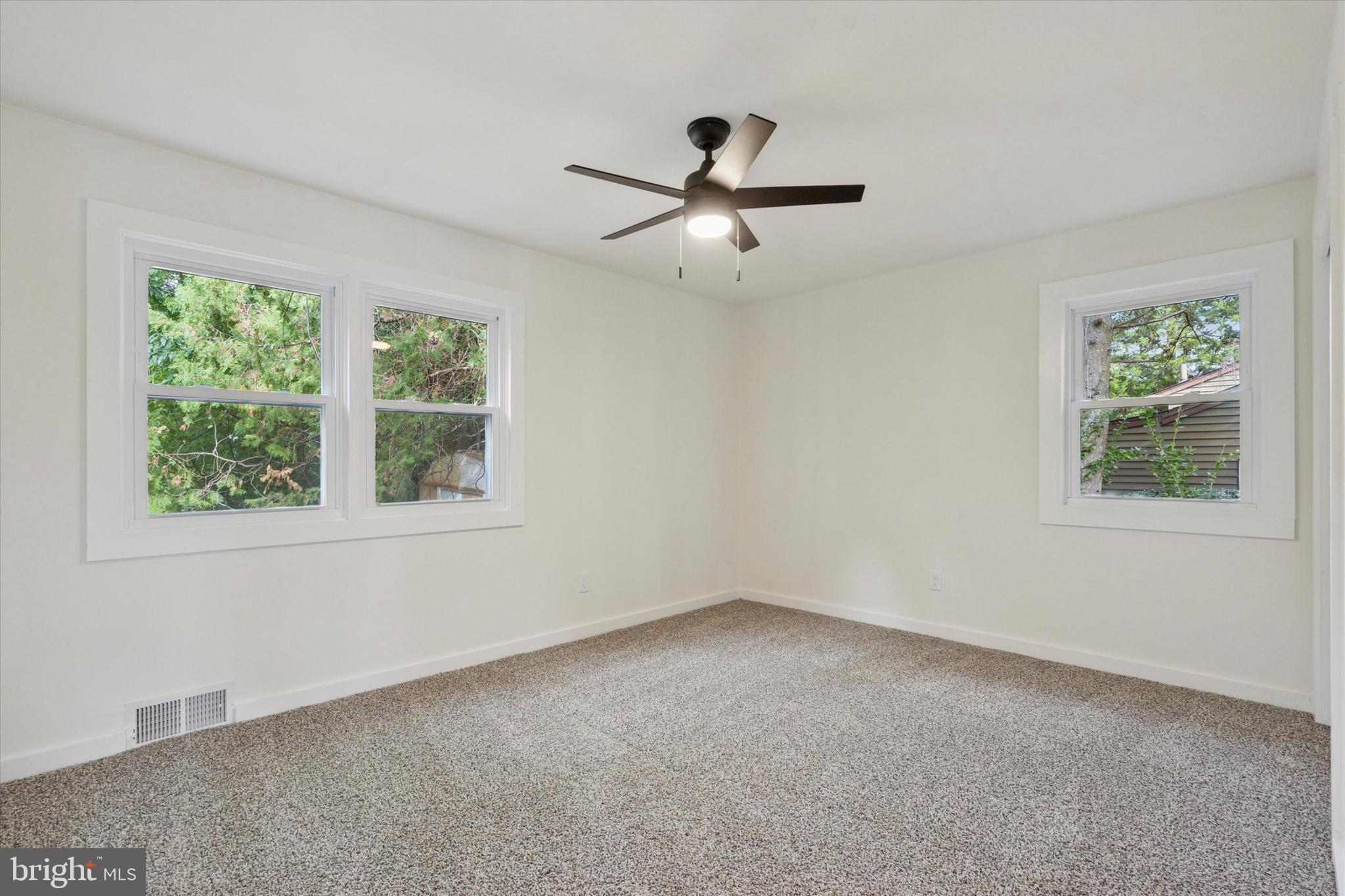 SOMERTON - Residential