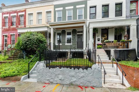 407 16TH STREET SE WASHINGTON DC 20003