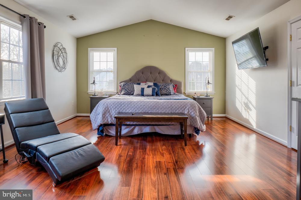 LANSDOWNE - Residential