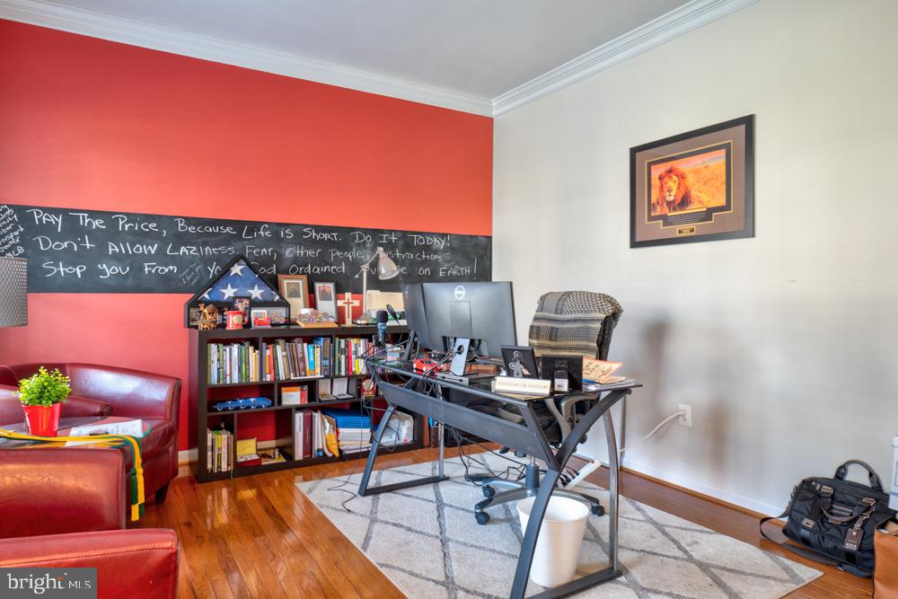 LANSDOWNE - Residential