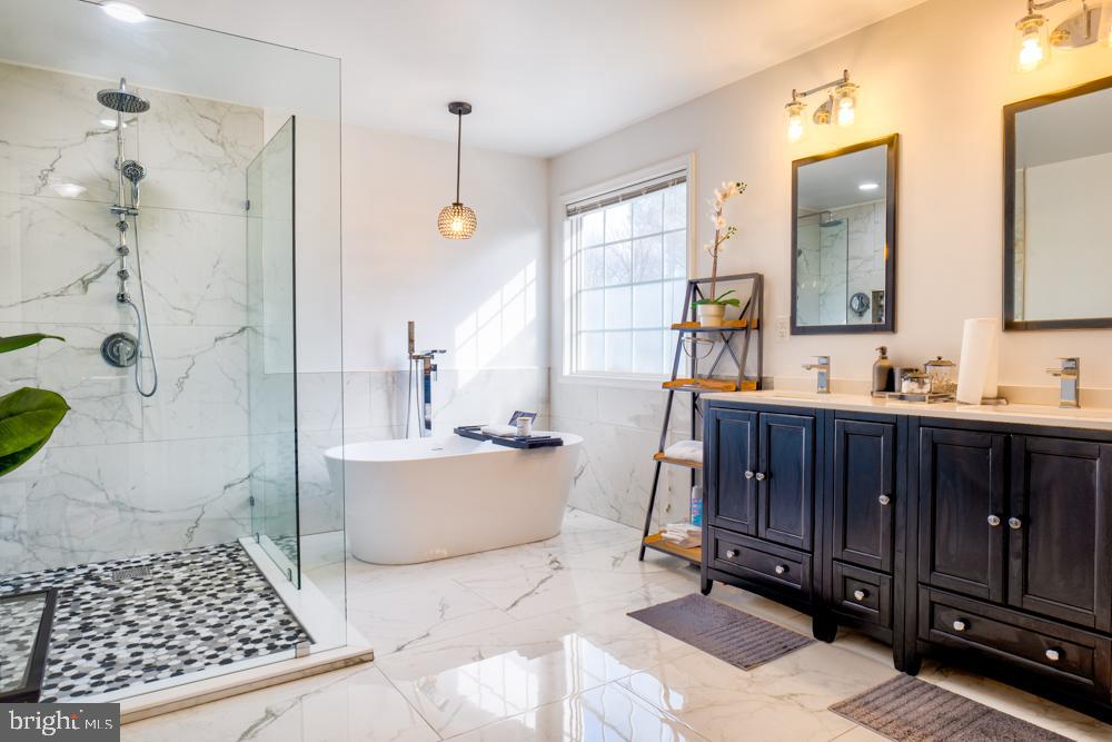 LANSDOWNE - Residential