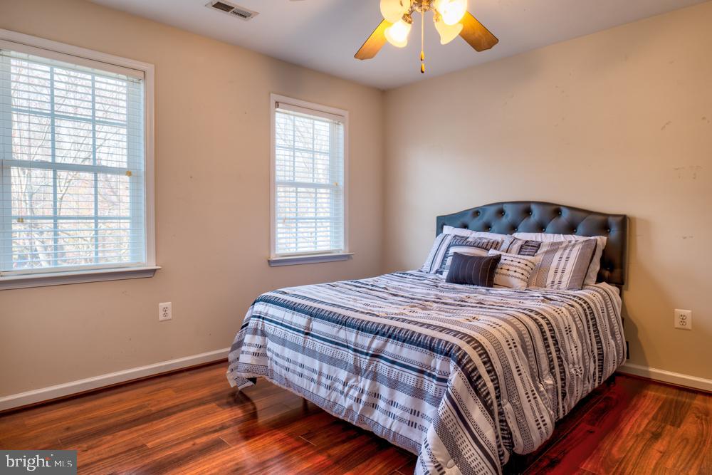 LANSDOWNE - Residential