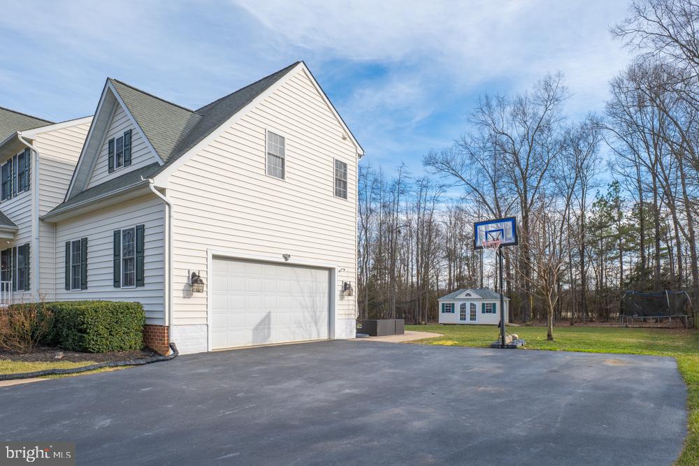 LANSDOWNE - Residential