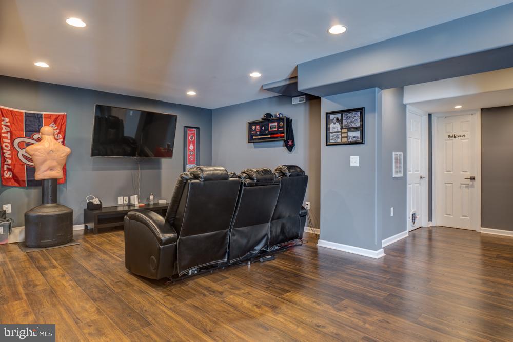 LANSDOWNE - Residential