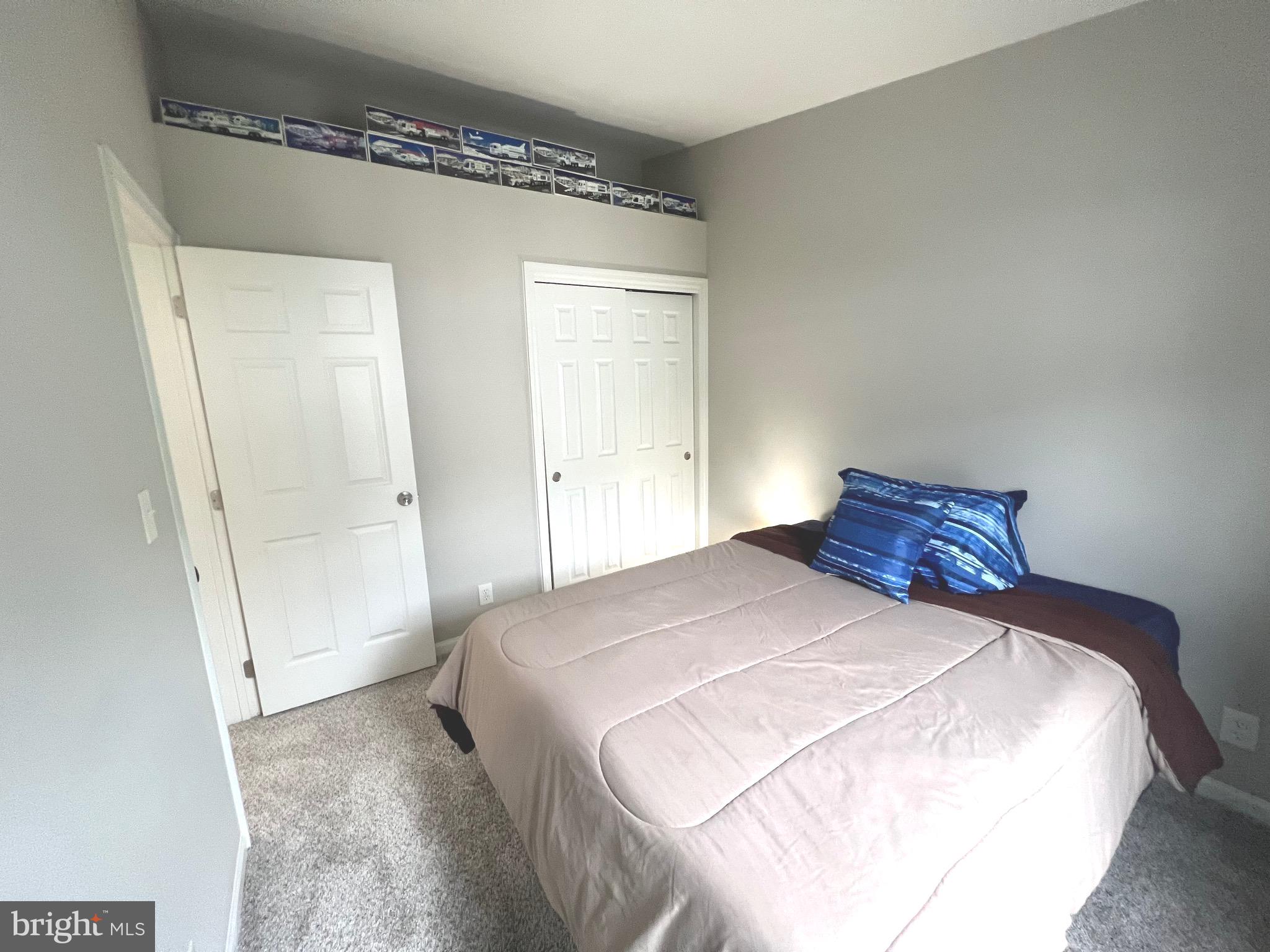 NEW COLONY VILLAGE - Residential