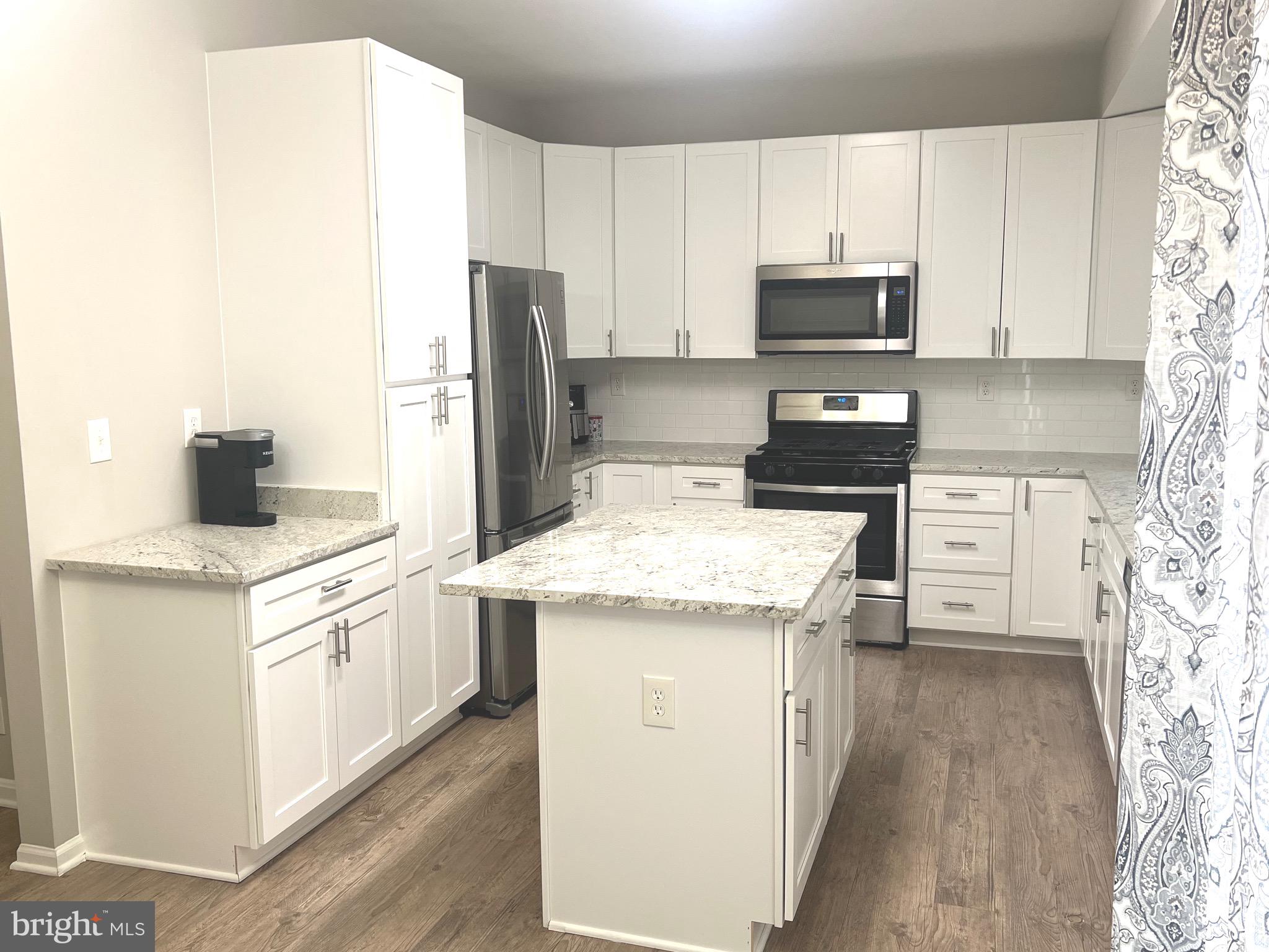 NEW COLONY VILLAGE - Residential