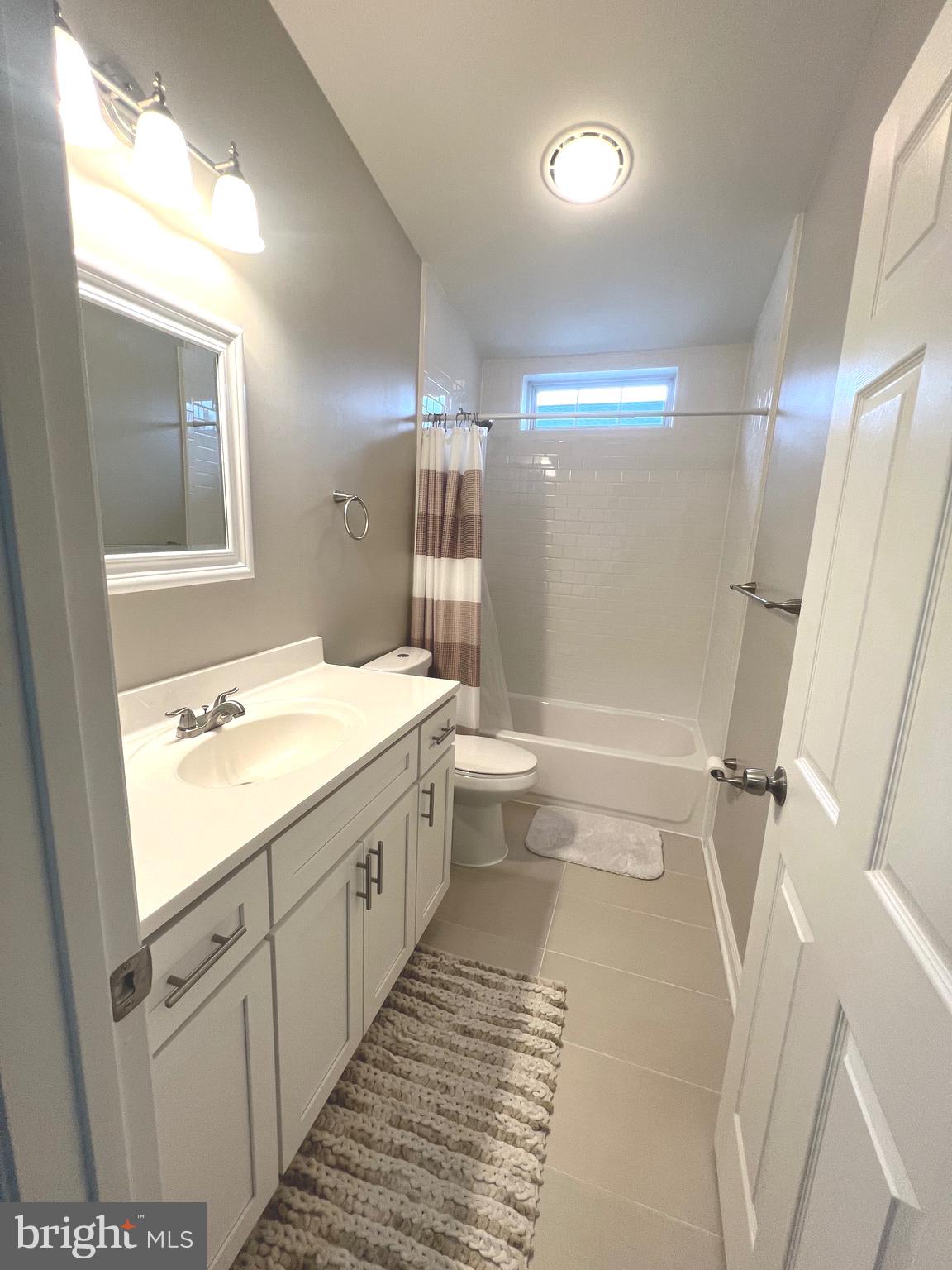 NEW COLONY VILLAGE - Residential