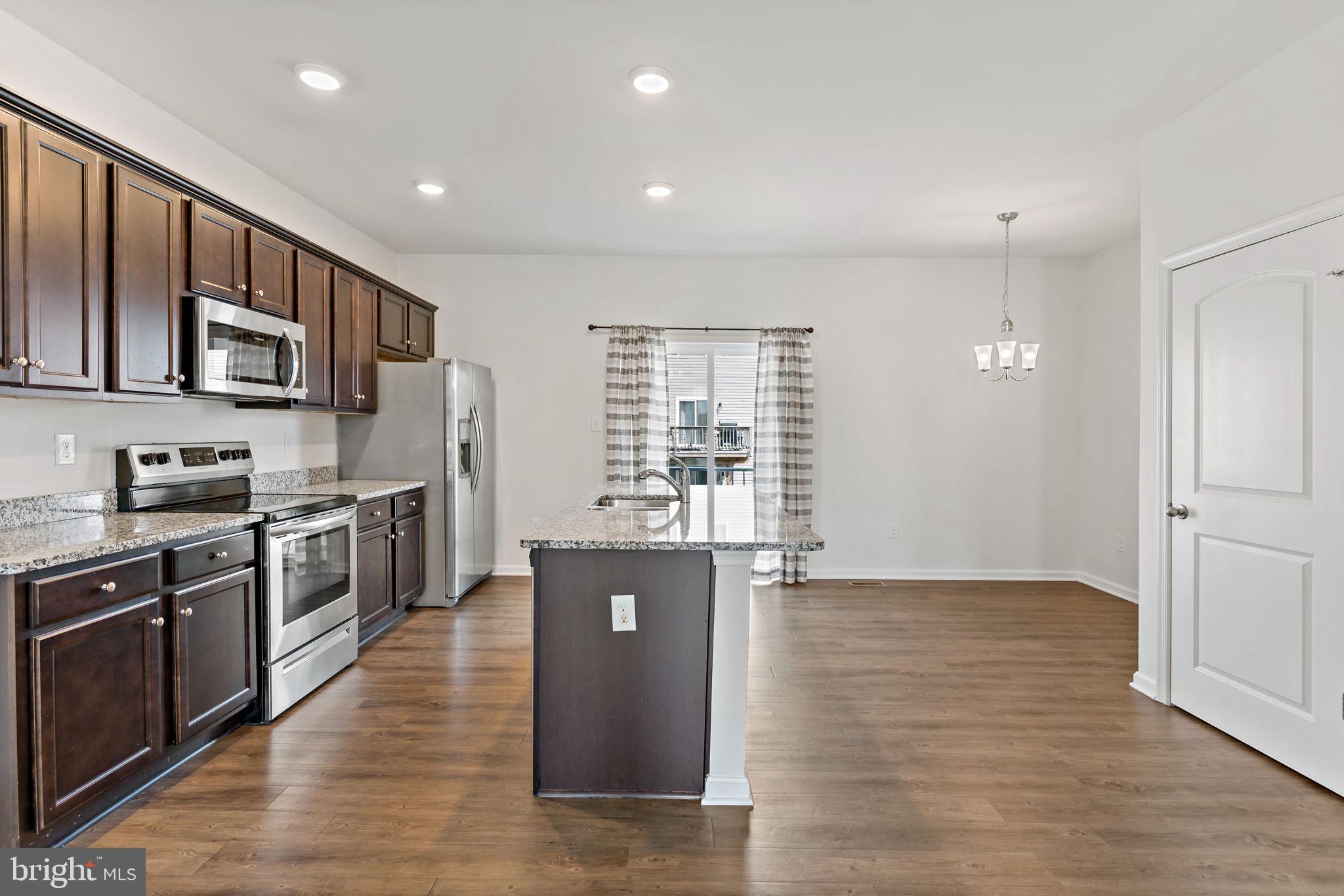 BERKELEY RIDGE - Residential Lease