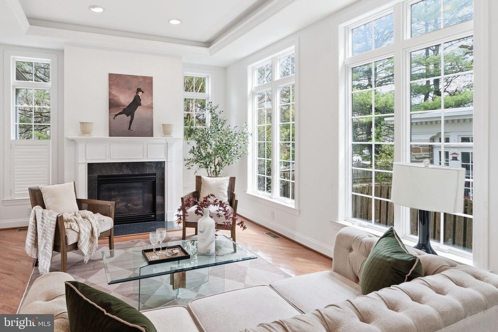 Photo of 6622 Lincoln Drive, PHILADELPHIA, PA 19119 (MLS # PAPH2579416)