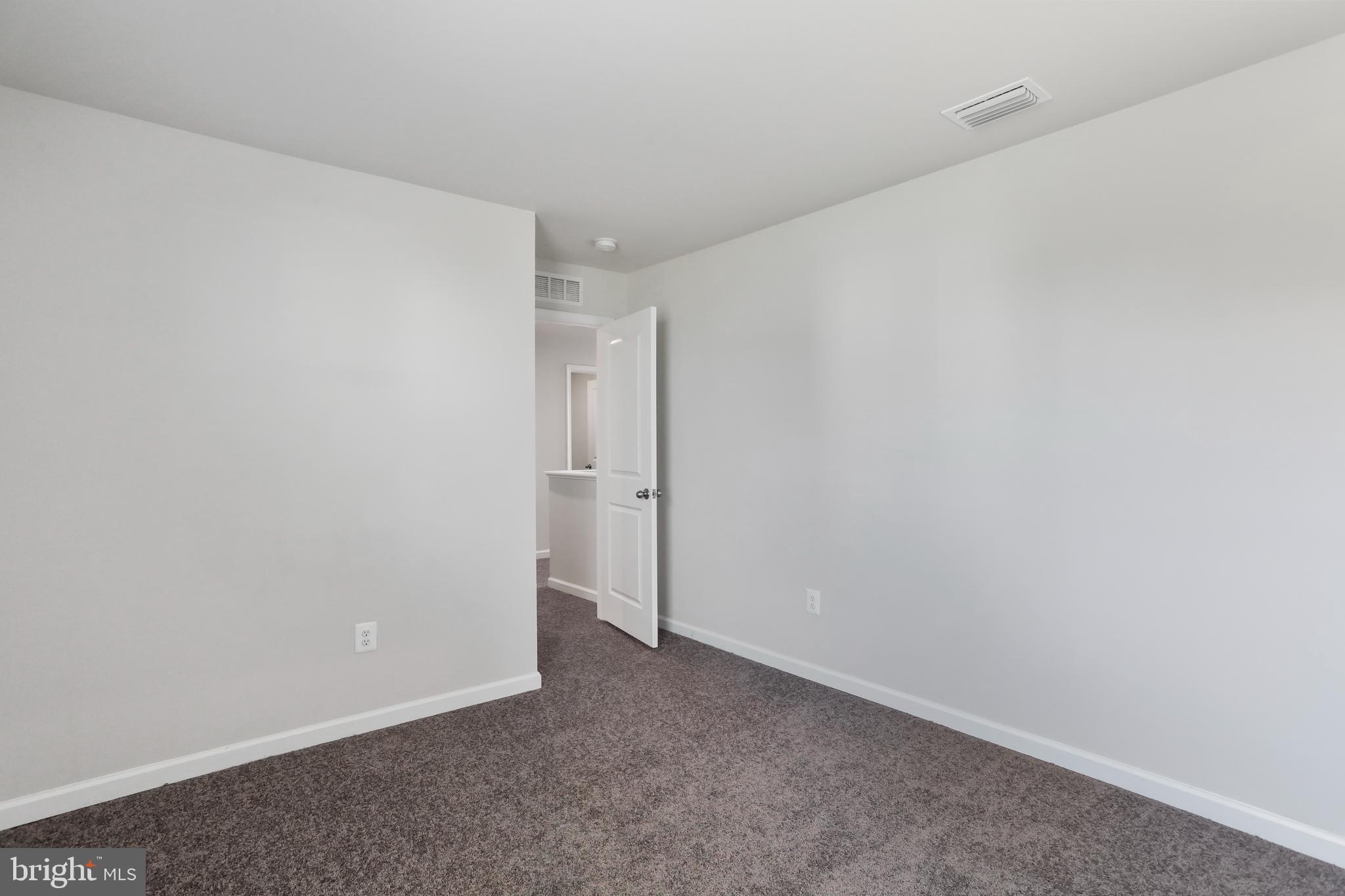 CARDINAL POINTE - Residential