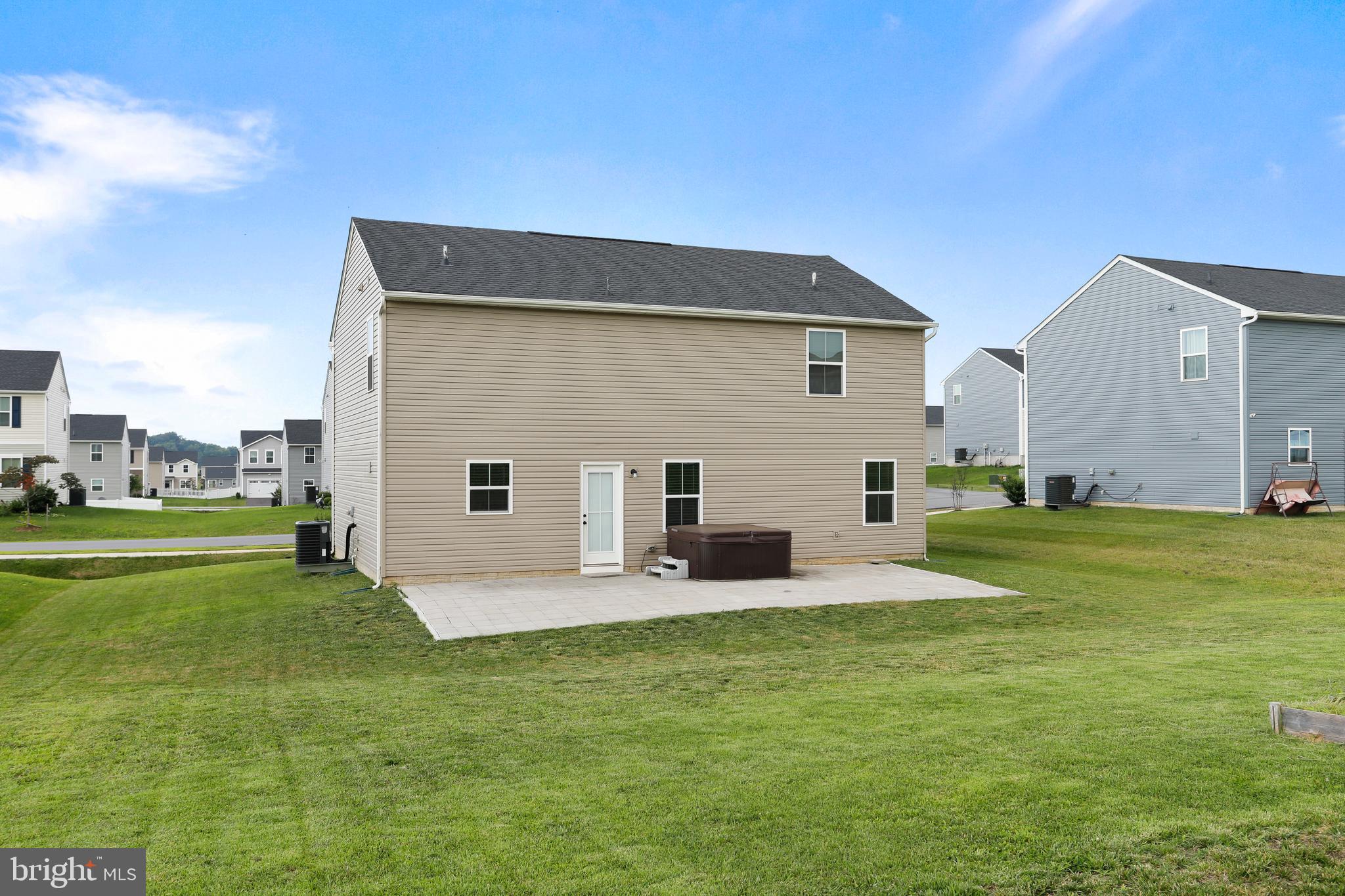 CARDINAL POINTE - Residential