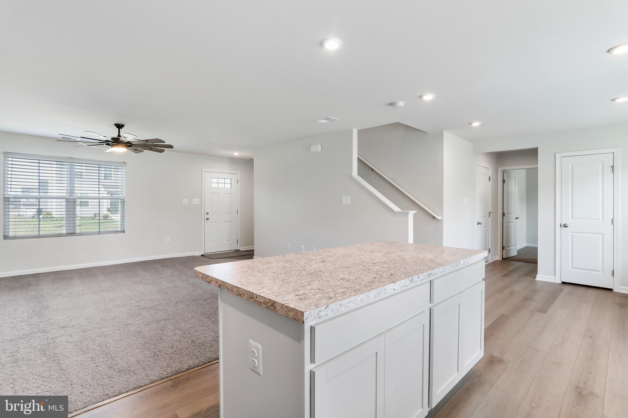 CARDINAL POINTE - Residential