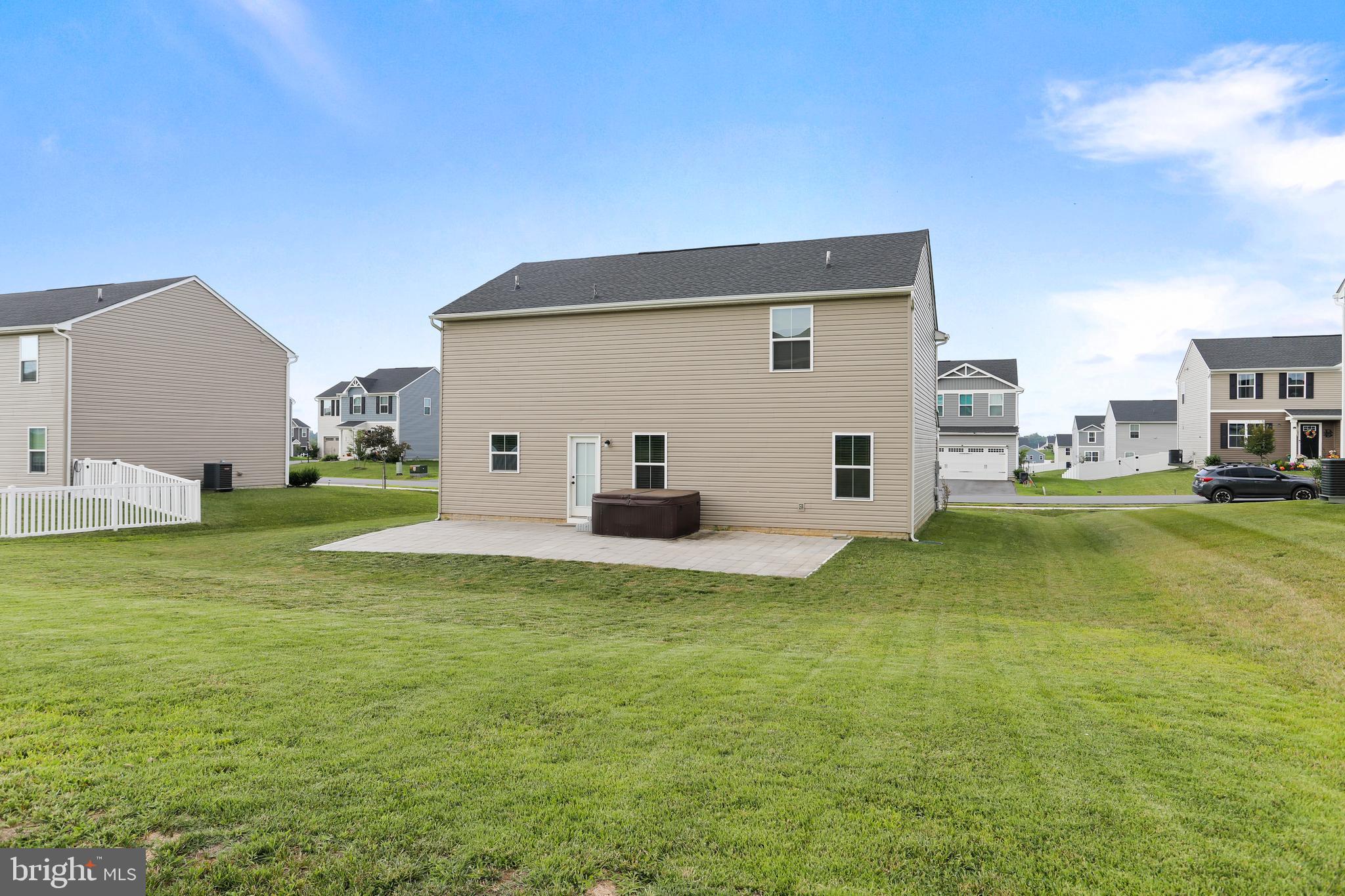 CARDINAL POINTE - Residential