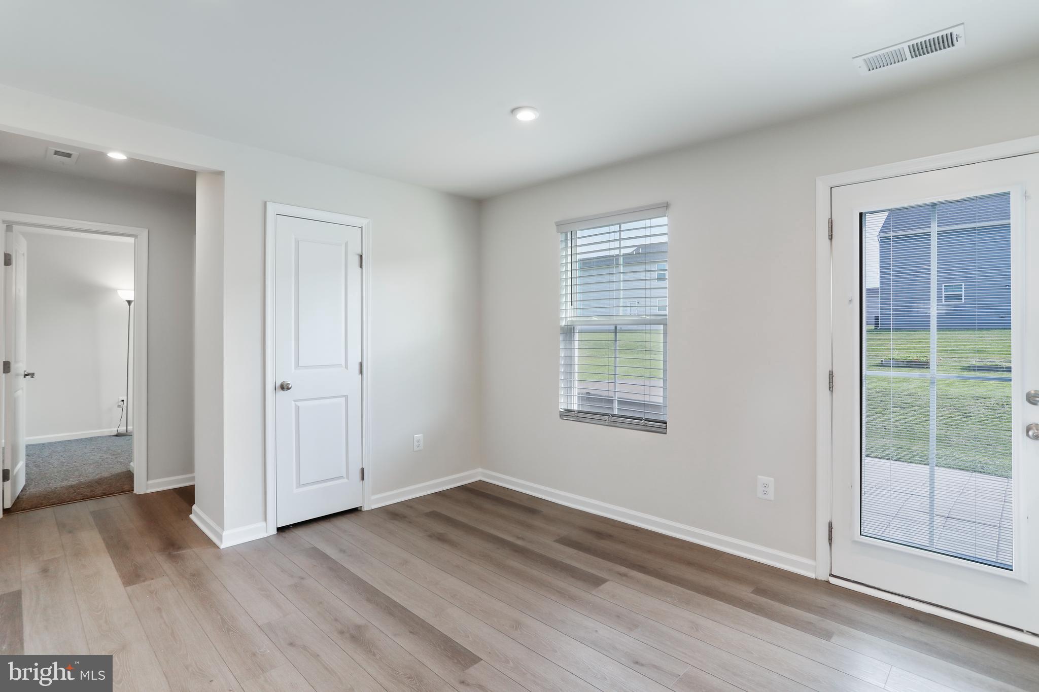 CARDINAL POINTE - Residential