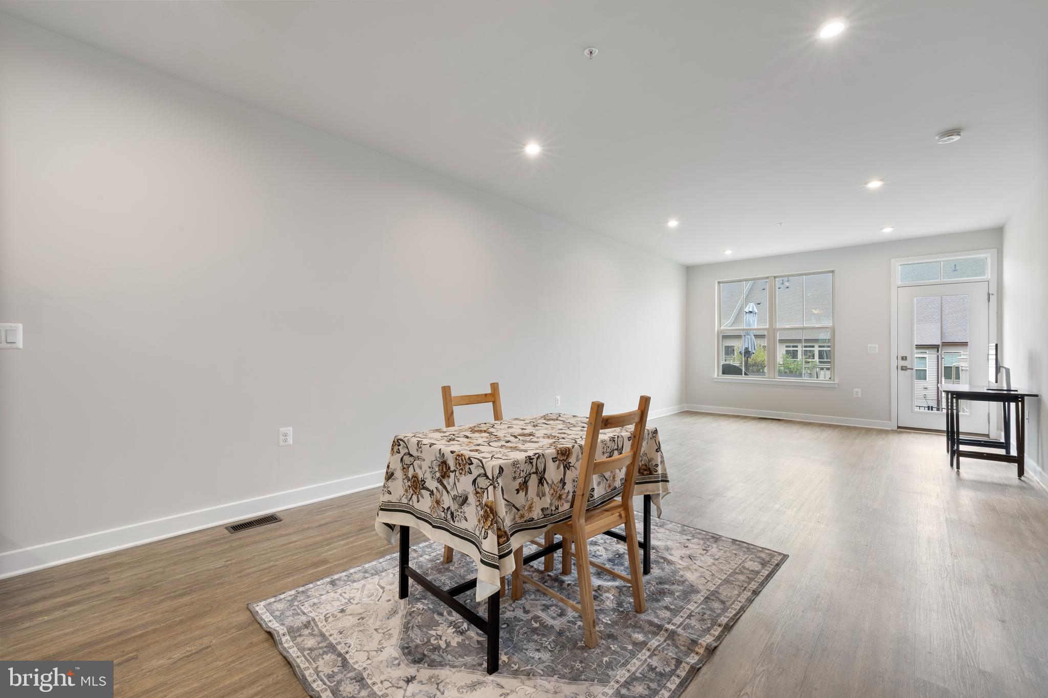 THE WOODLANDS - Residential