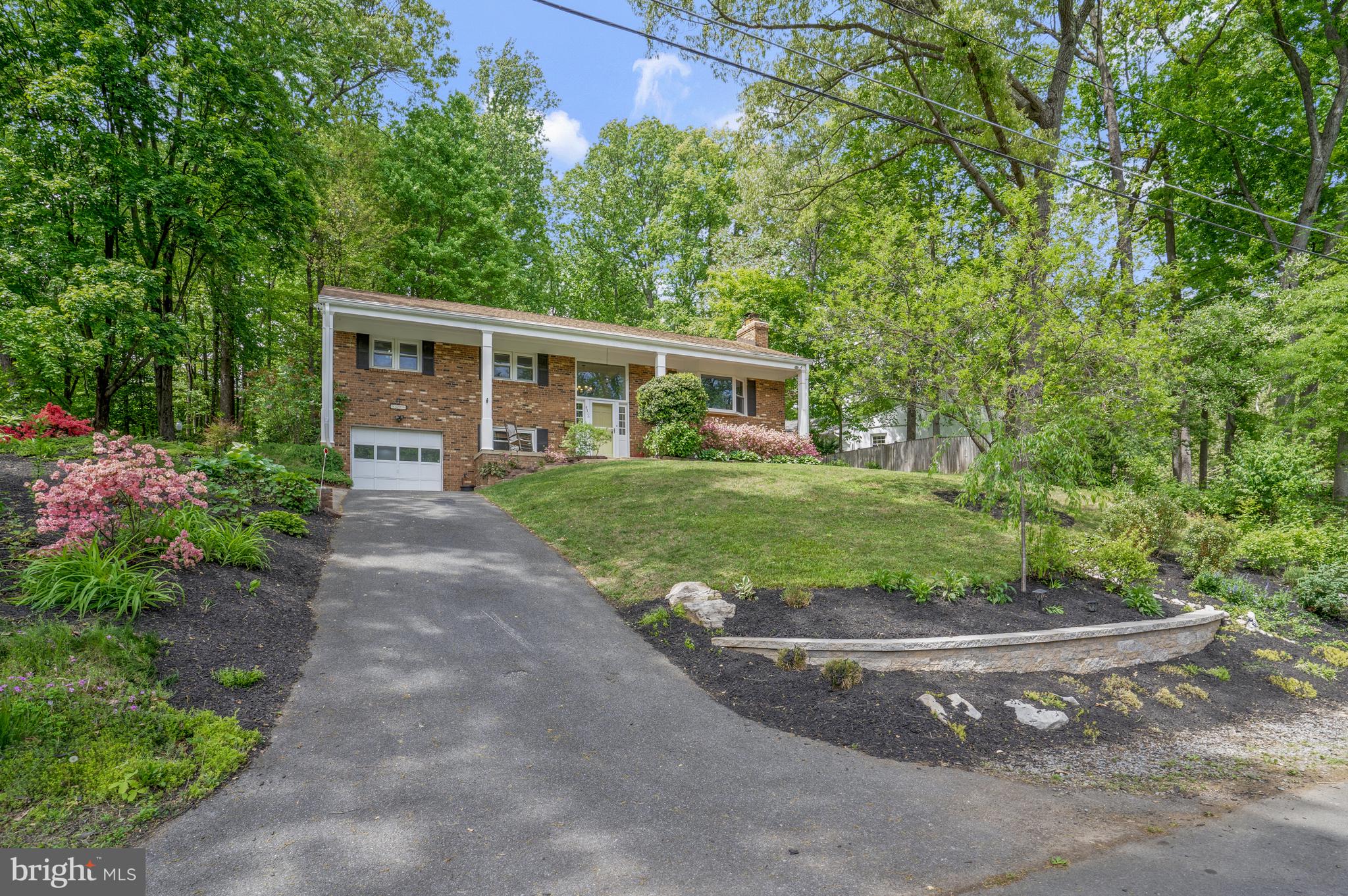 MANTUA HILLS - Residential