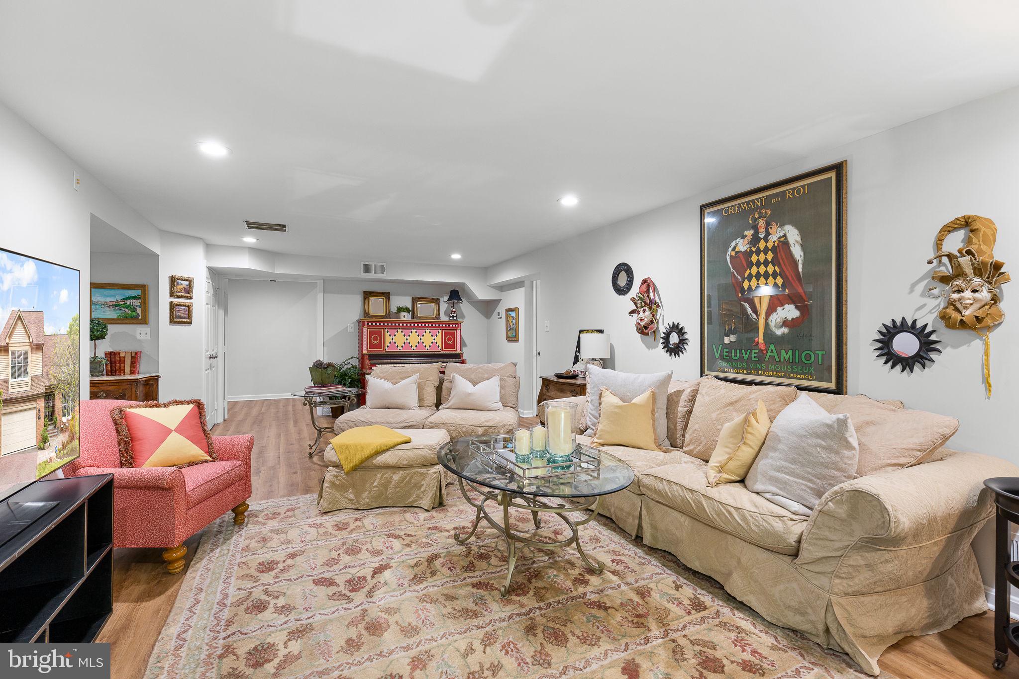 WALNUT HILL ESTATES - Residential