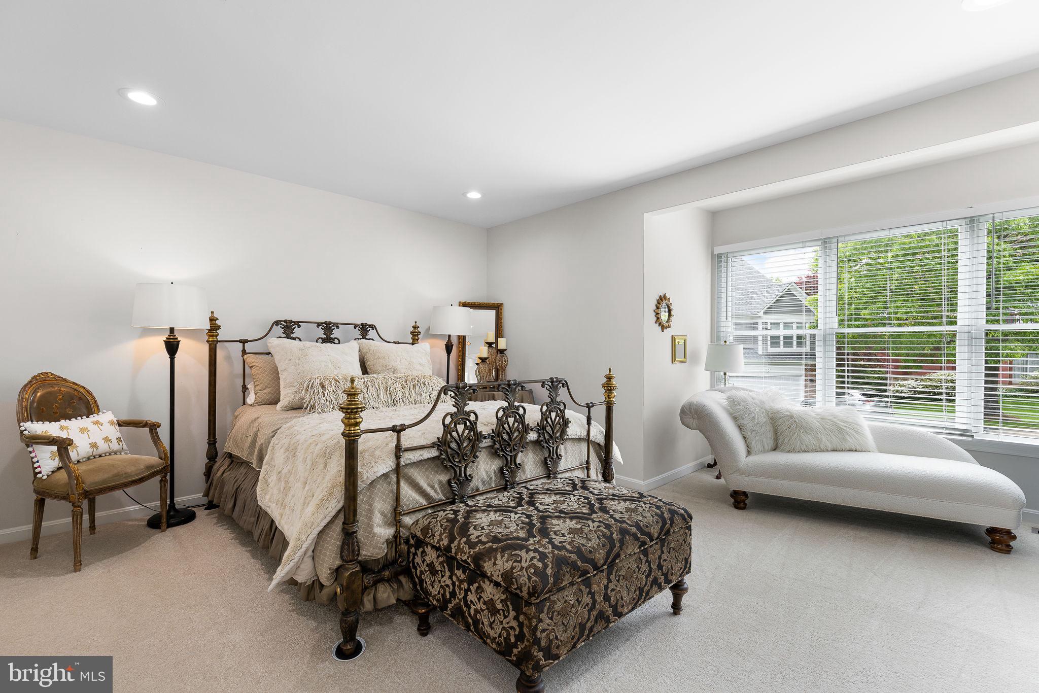 WALNUT HILL ESTATES - Residential