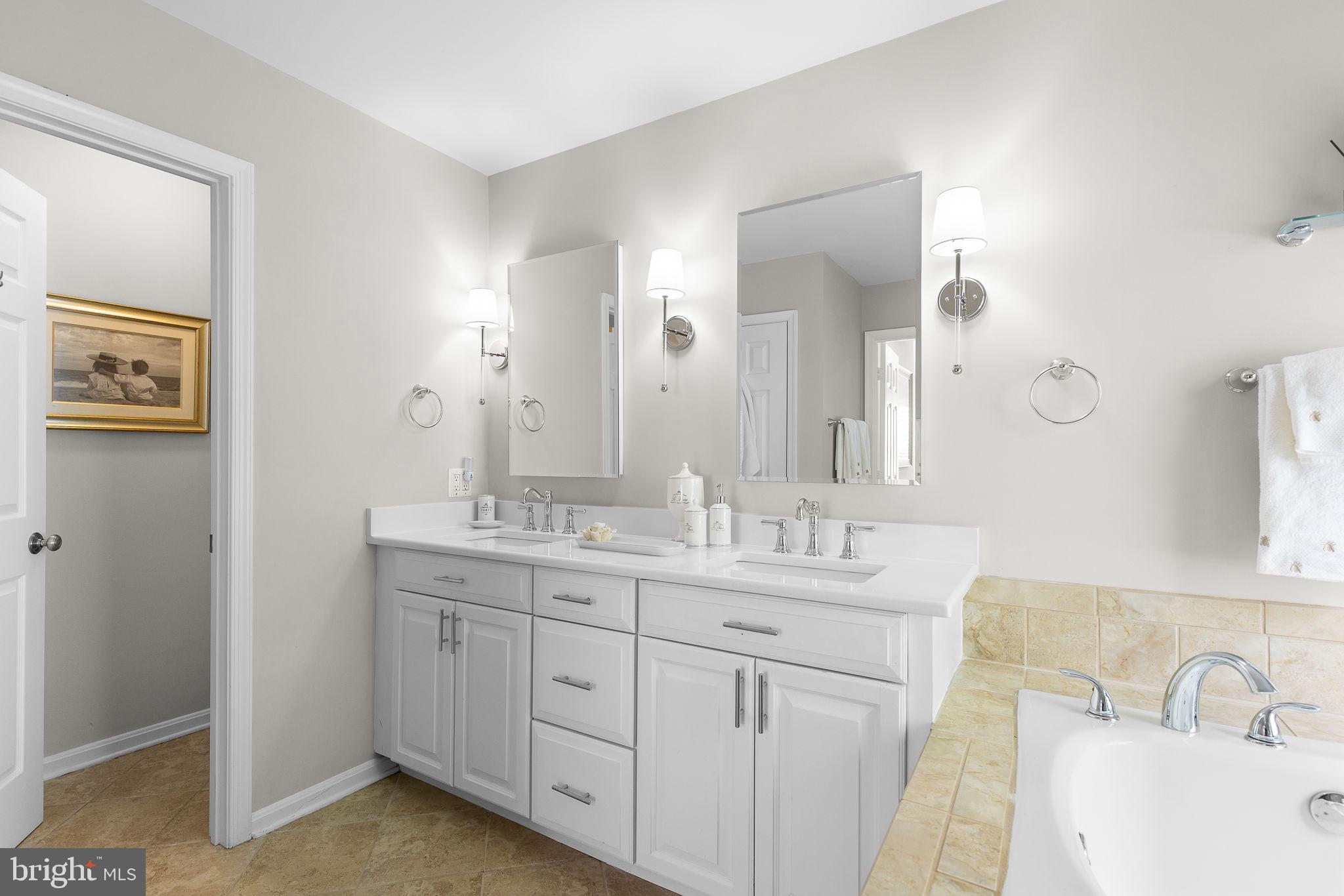 WALNUT HILL ESTATES - Residential