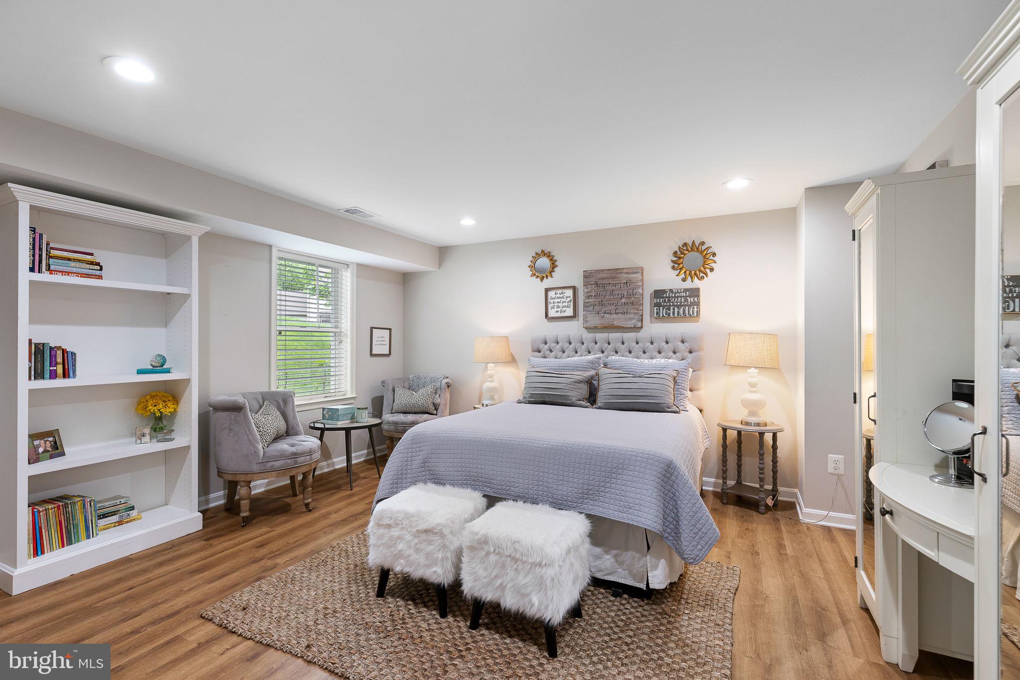 WALNUT HILL ESTATES - Residential