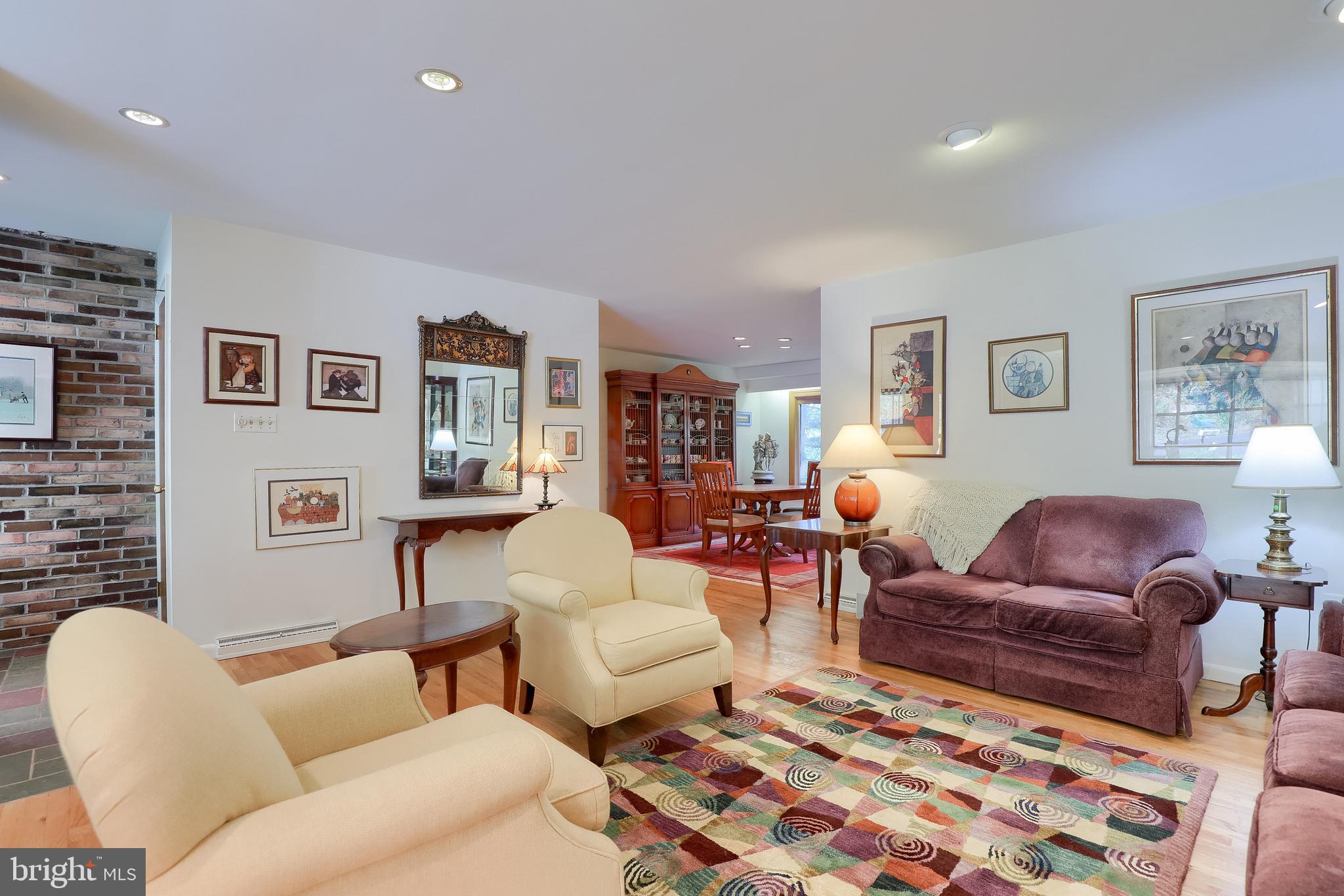 BLOSSOM HILL - Residential