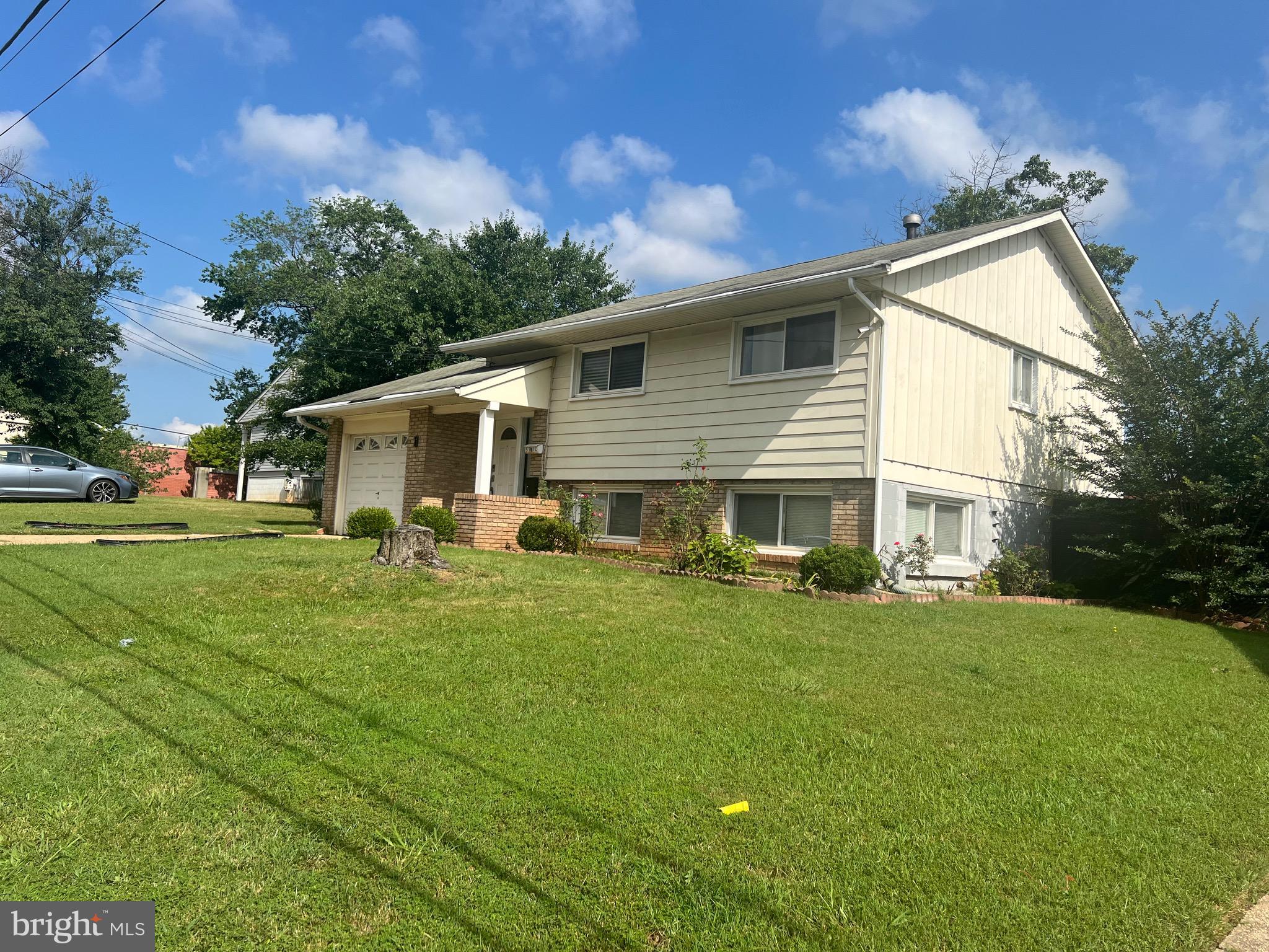 WESTGATE WOODS - Residential Lease