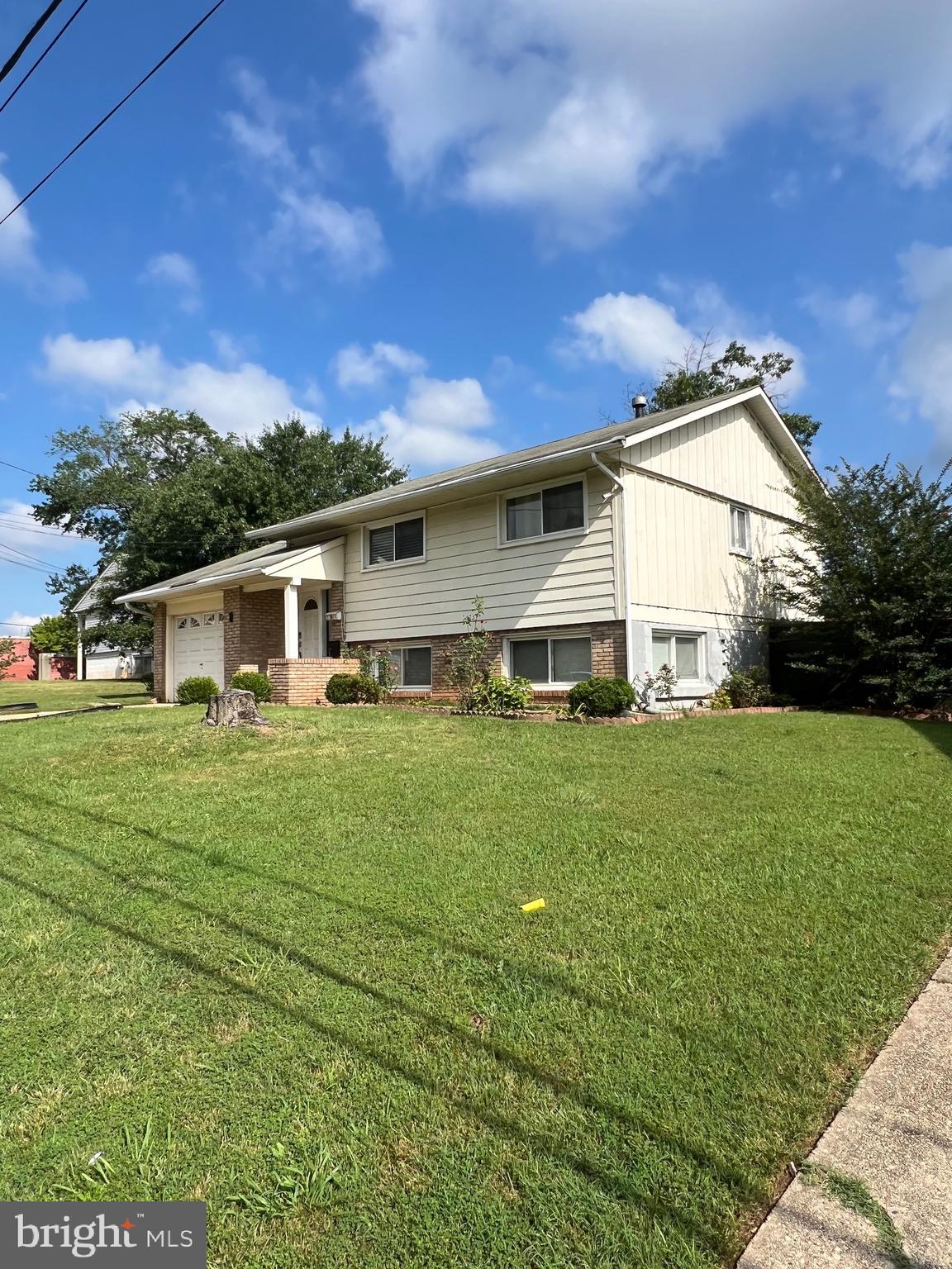 WESTGATE WOODS - Residential Lease