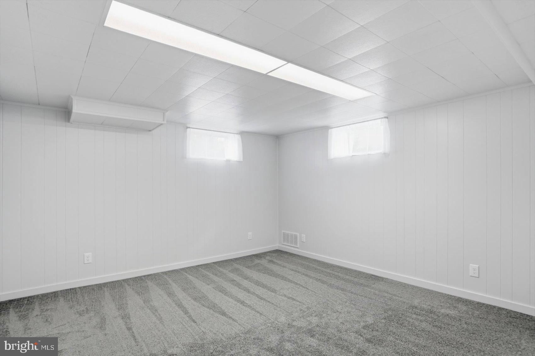 HILLSIDE PARK - Residential