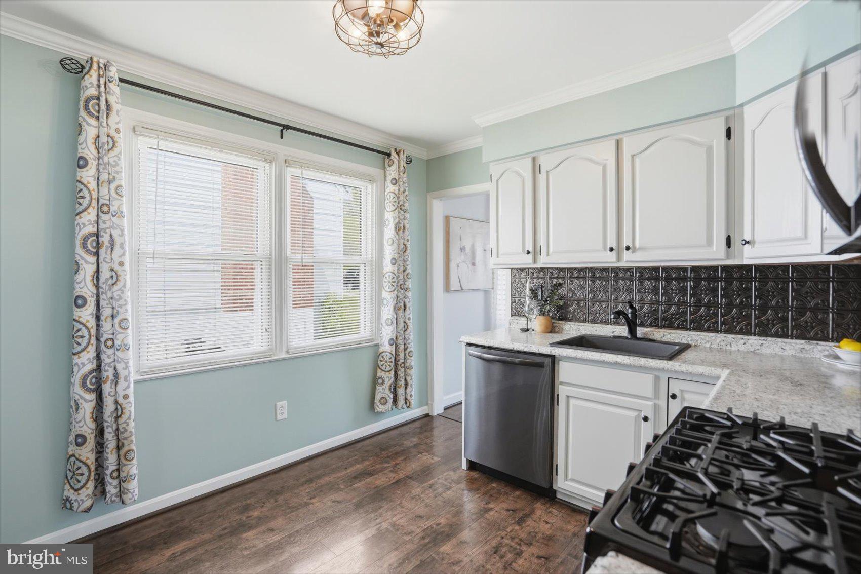 HILLSIDE PARK - Residential