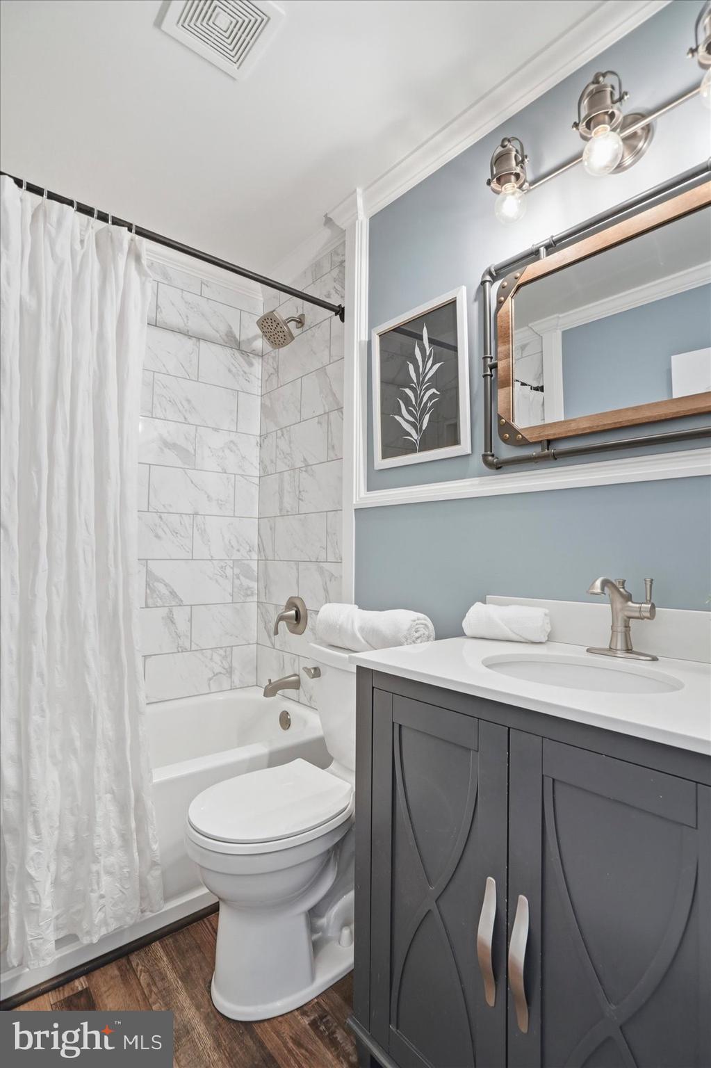 HILLSIDE PARK - Residential