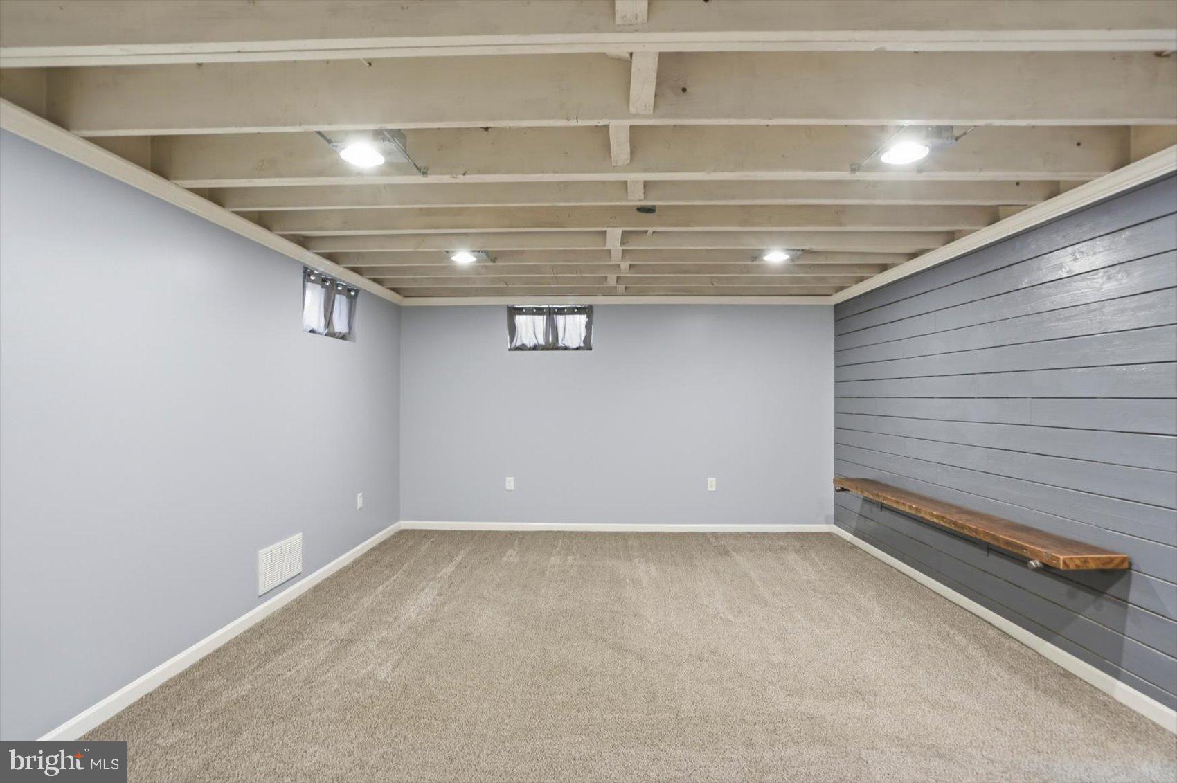 HILLSIDE PARK - Residential