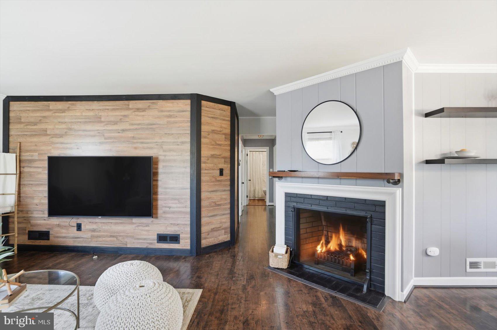 HILLSIDE PARK - Residential