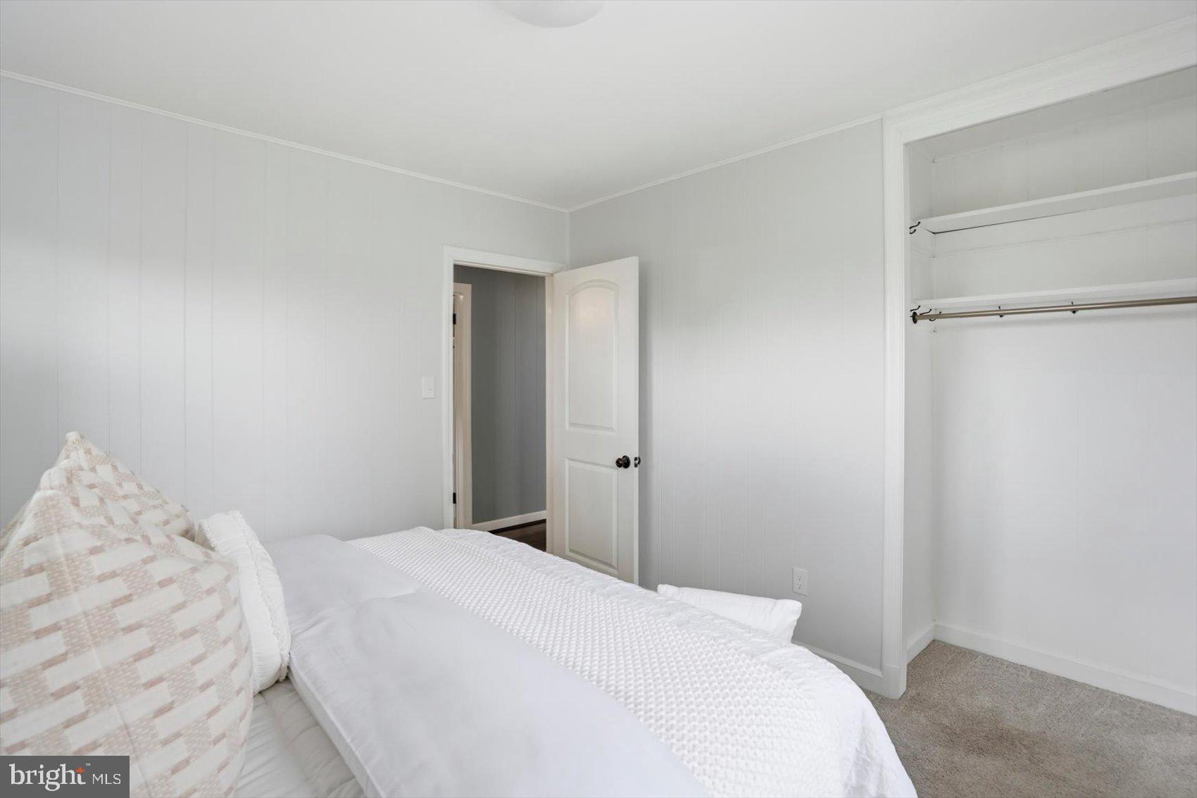 HILLSIDE PARK - Residential