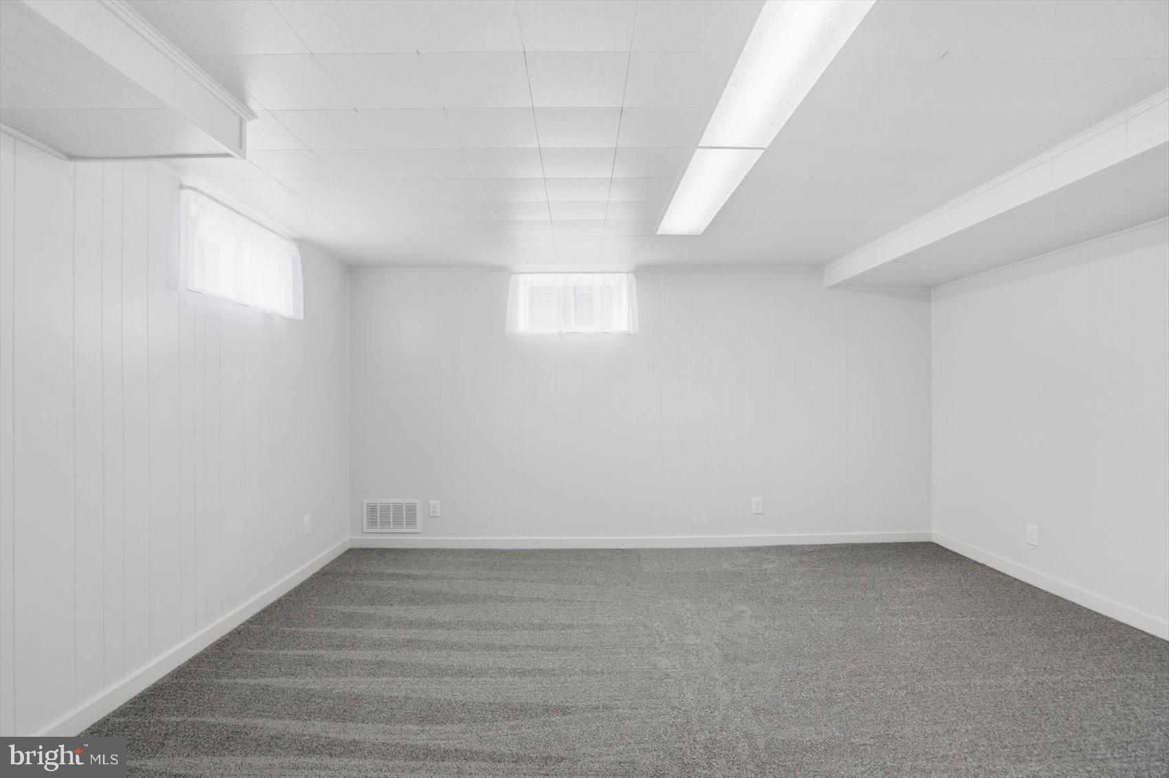 HILLSIDE PARK - Residential