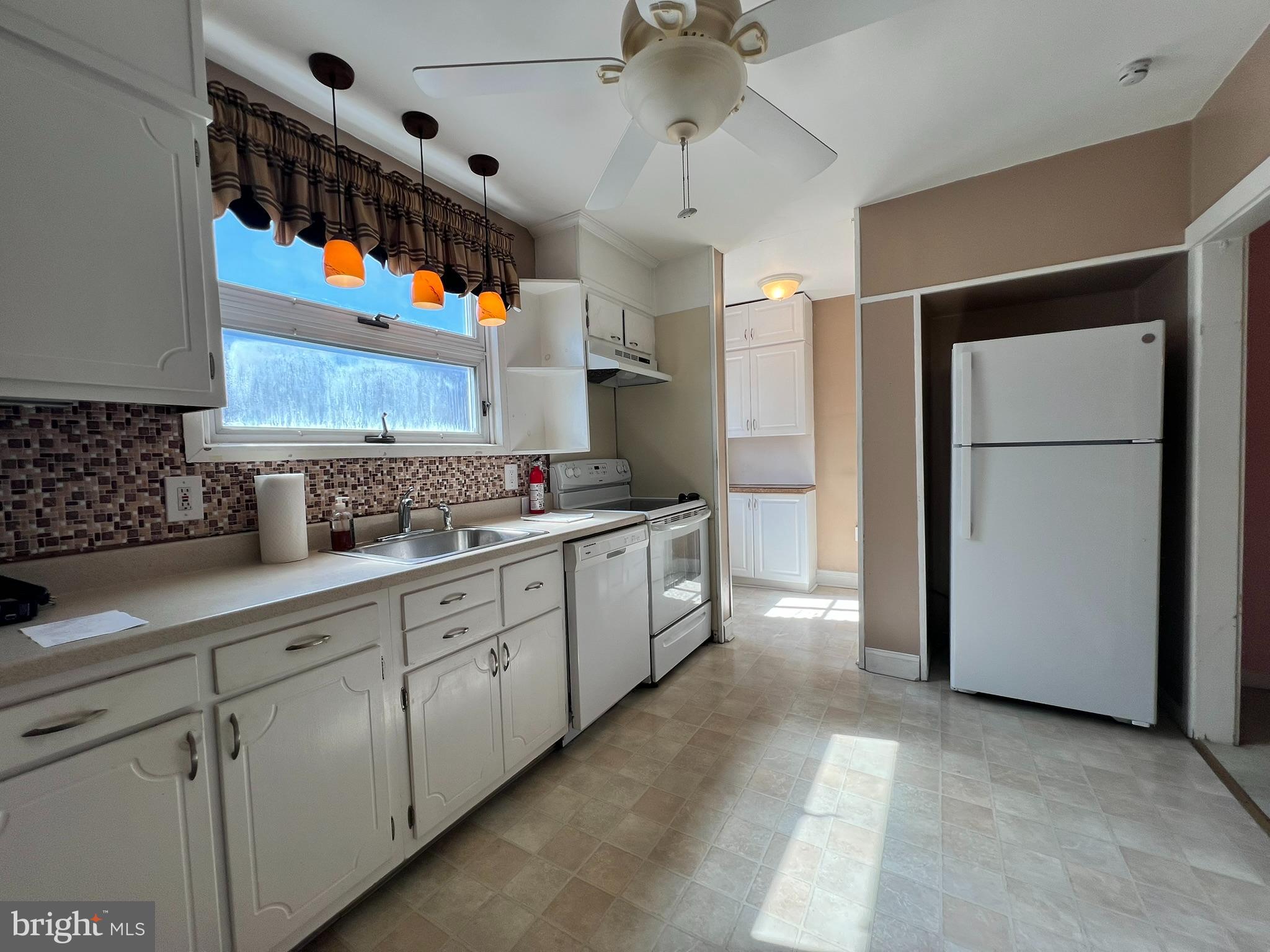 DREXEL HILL - Residential