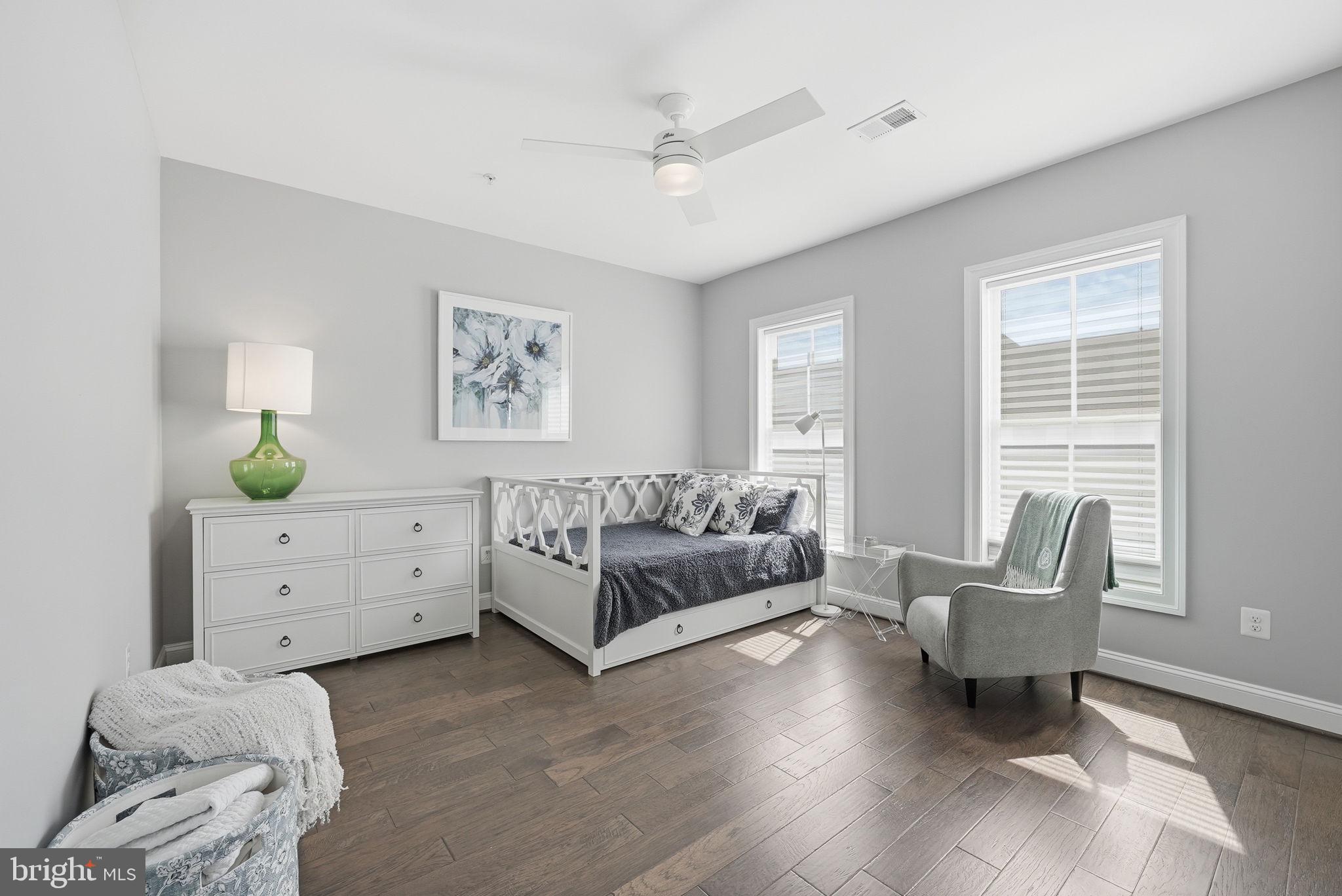 POTOMAC OVERLOOK AT NATIONAL HARBOR - Residential