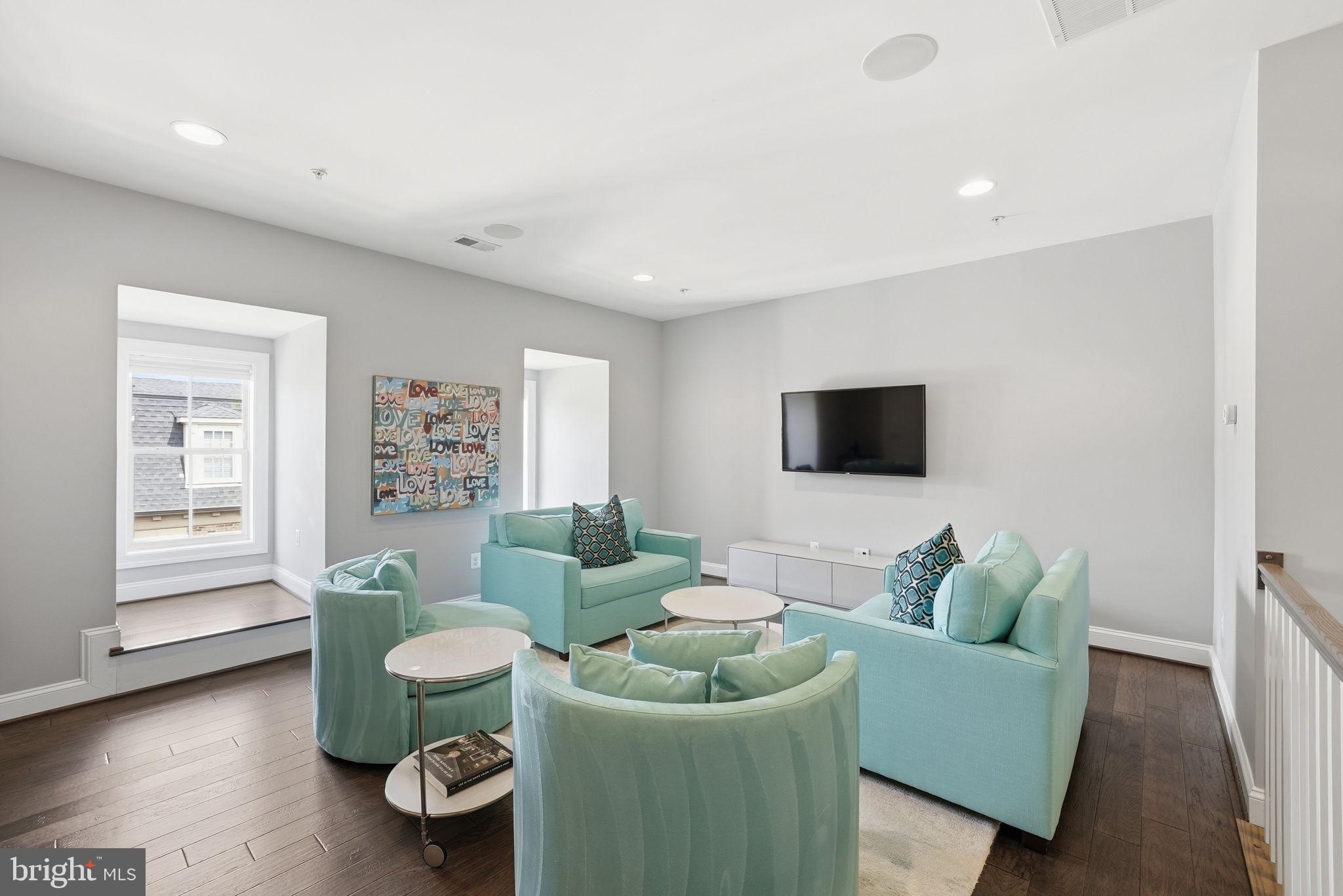 POTOMAC OVERLOOK AT NATIONAL HARBOR - Residential